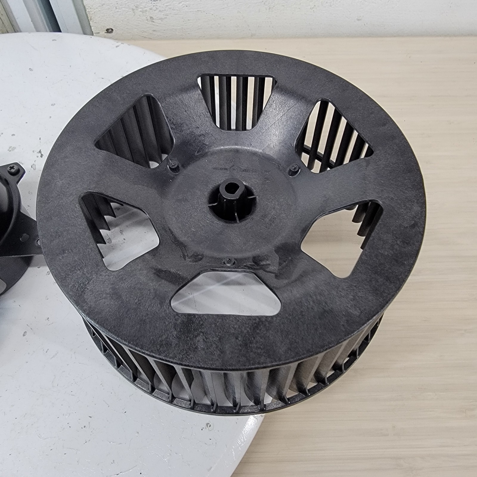 Broad-Ocean CF25W-L A/C Blower Motor Fan Wheel Assembly 115V 25W Y4L403B816L