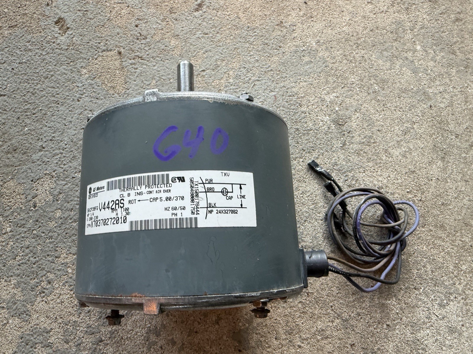Trane X70370272010 1/4HP Condenser Fan Low Use 5KCP39FGV442AS Ships Same Day