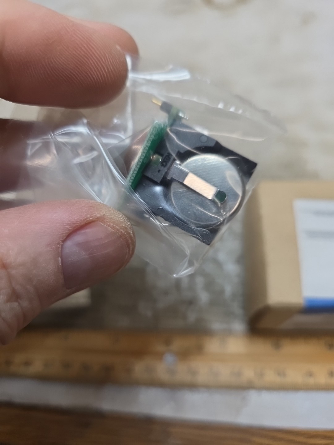 Johnson Controls DXDC-BAT-KIT, DC& DX BATTERY ASSEMBLY REPLACEMENT BRAND NEW