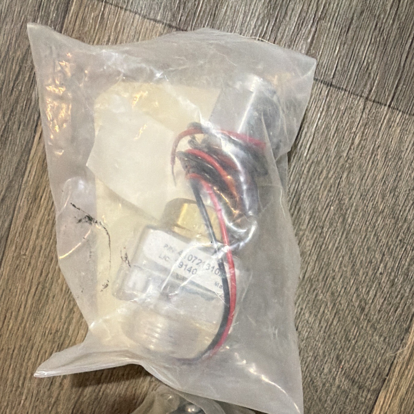 BeaconMedaes Medical Air Sensor ASM for MEDGA, 1/2in Clear Plastic 4107213102