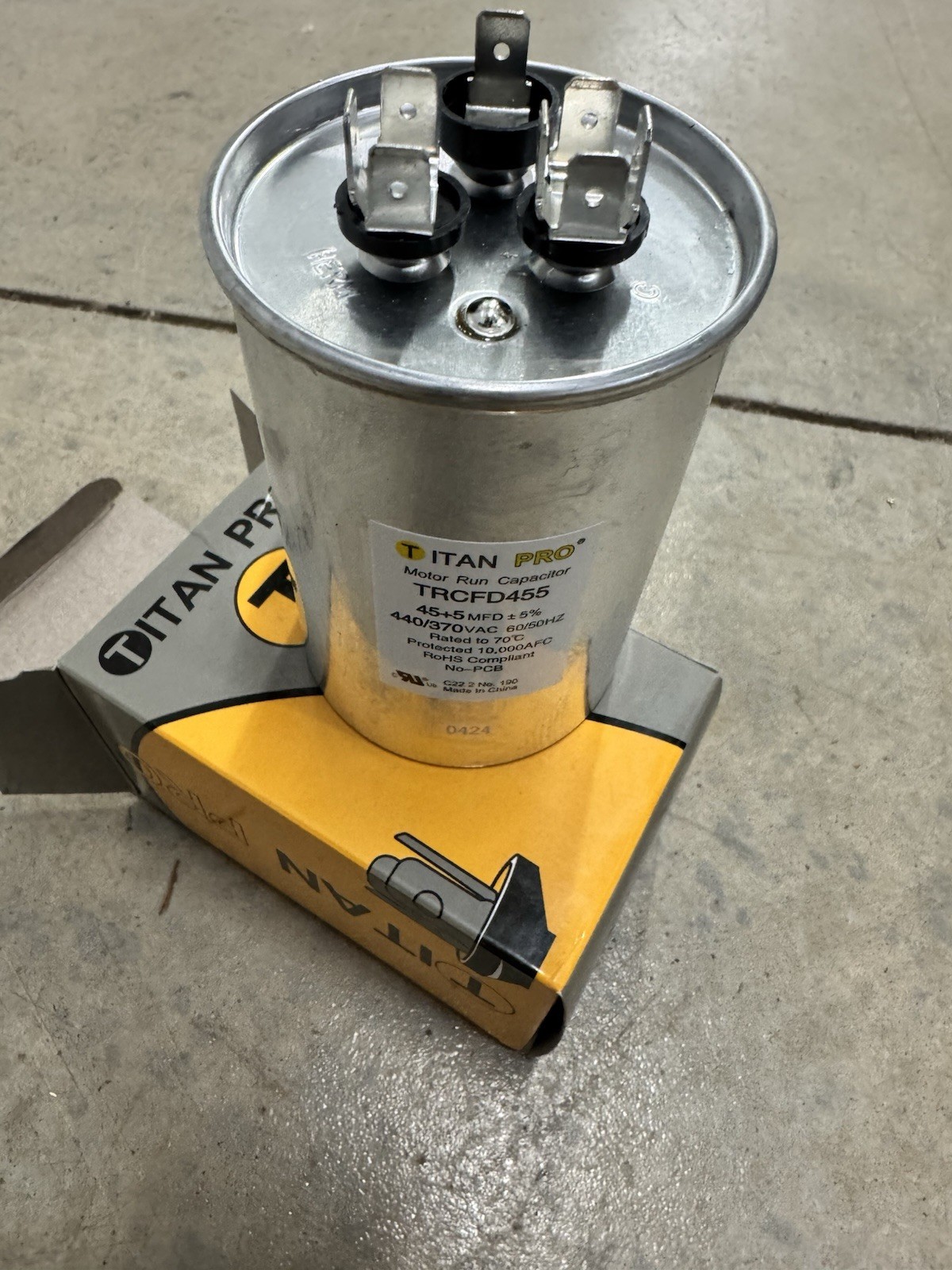 5 TitanPro TRCFD455 HVAC Round Dual Motor Run Capacitor. 45/5 MFD/UF440/370 Volt