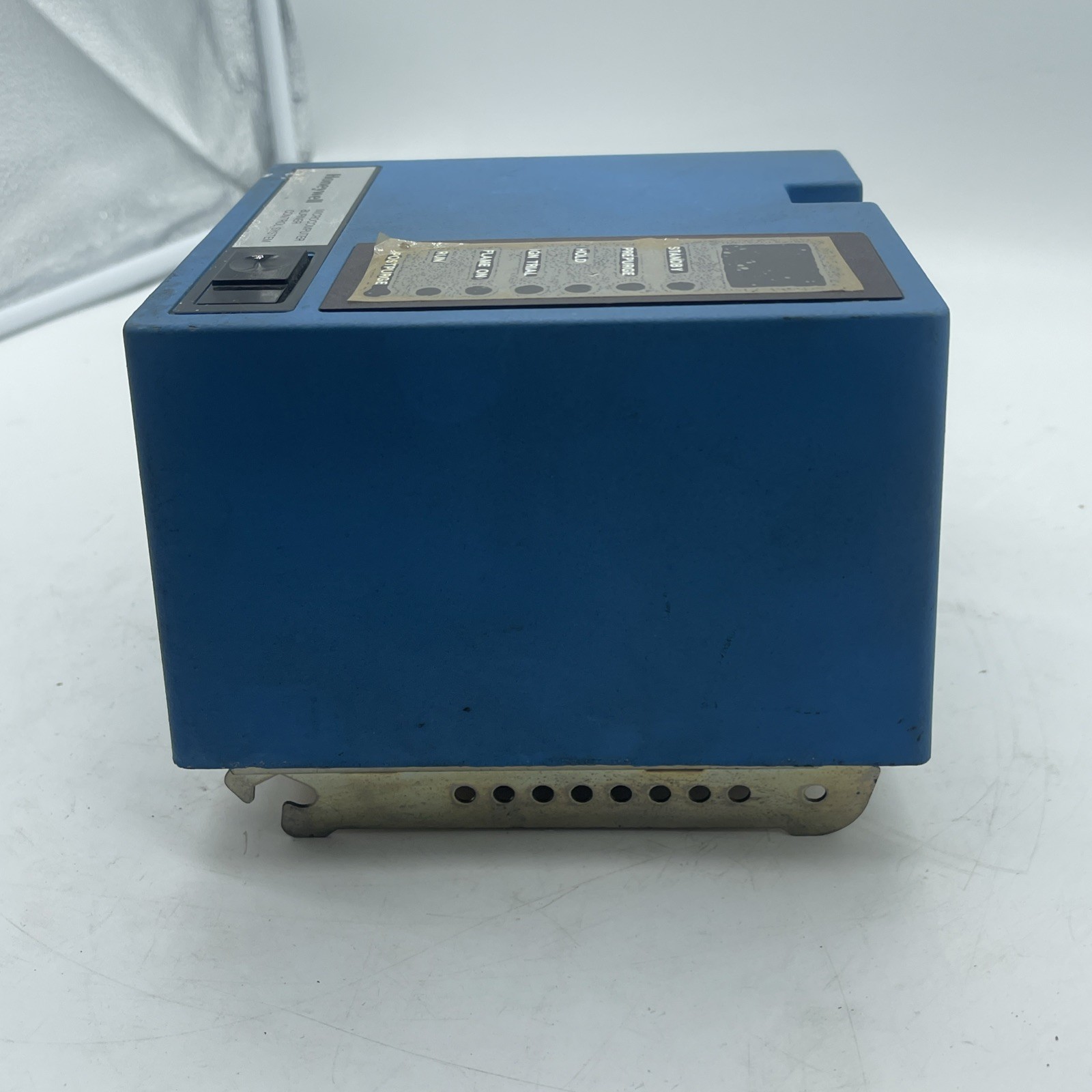 Honeywell Microcomputer Burner Control System Type BC7000L(1125)