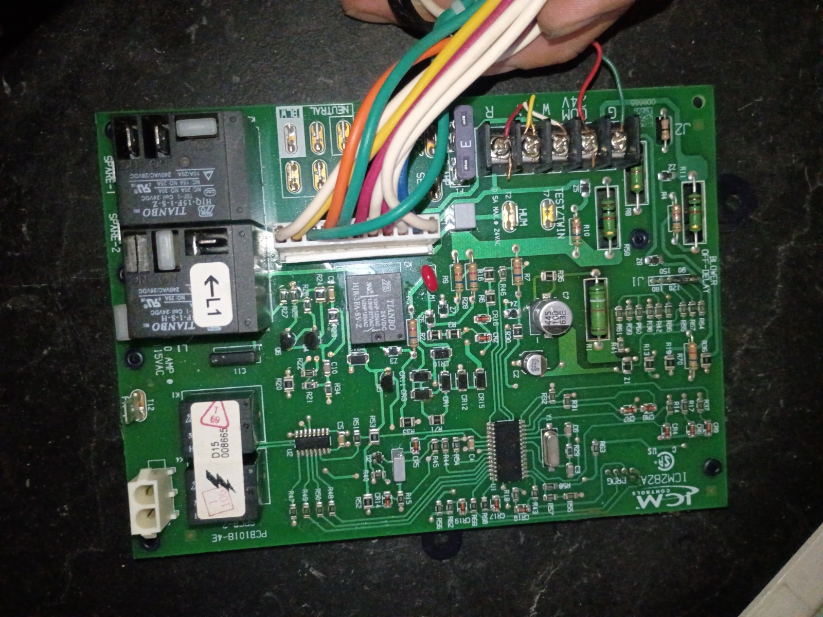 ICM Controls ICM282A PCB1018-4E Furnace Control Board Pre-owned