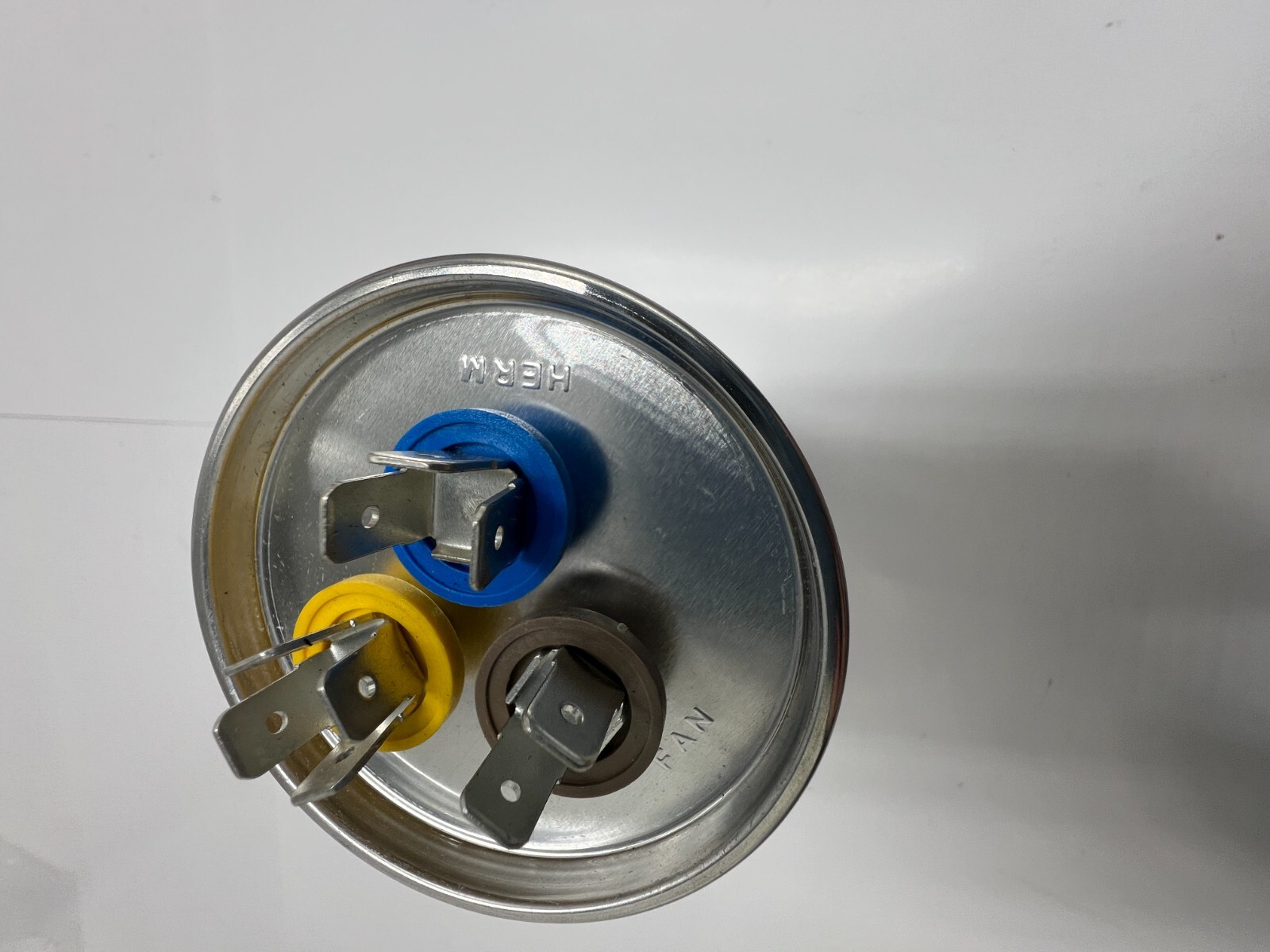 Totaline – Carrier P291-6054R Running Capacitor Round 370/440V Dual 60/5MFD