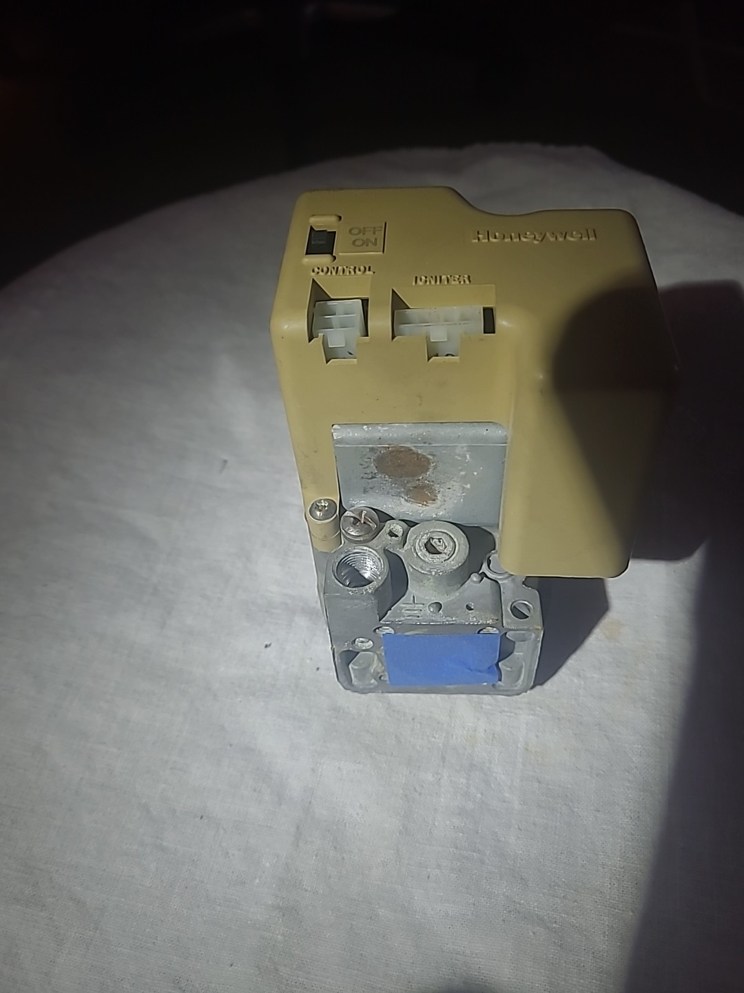 SV9501M8129 Smart Gas Valve Honeywell