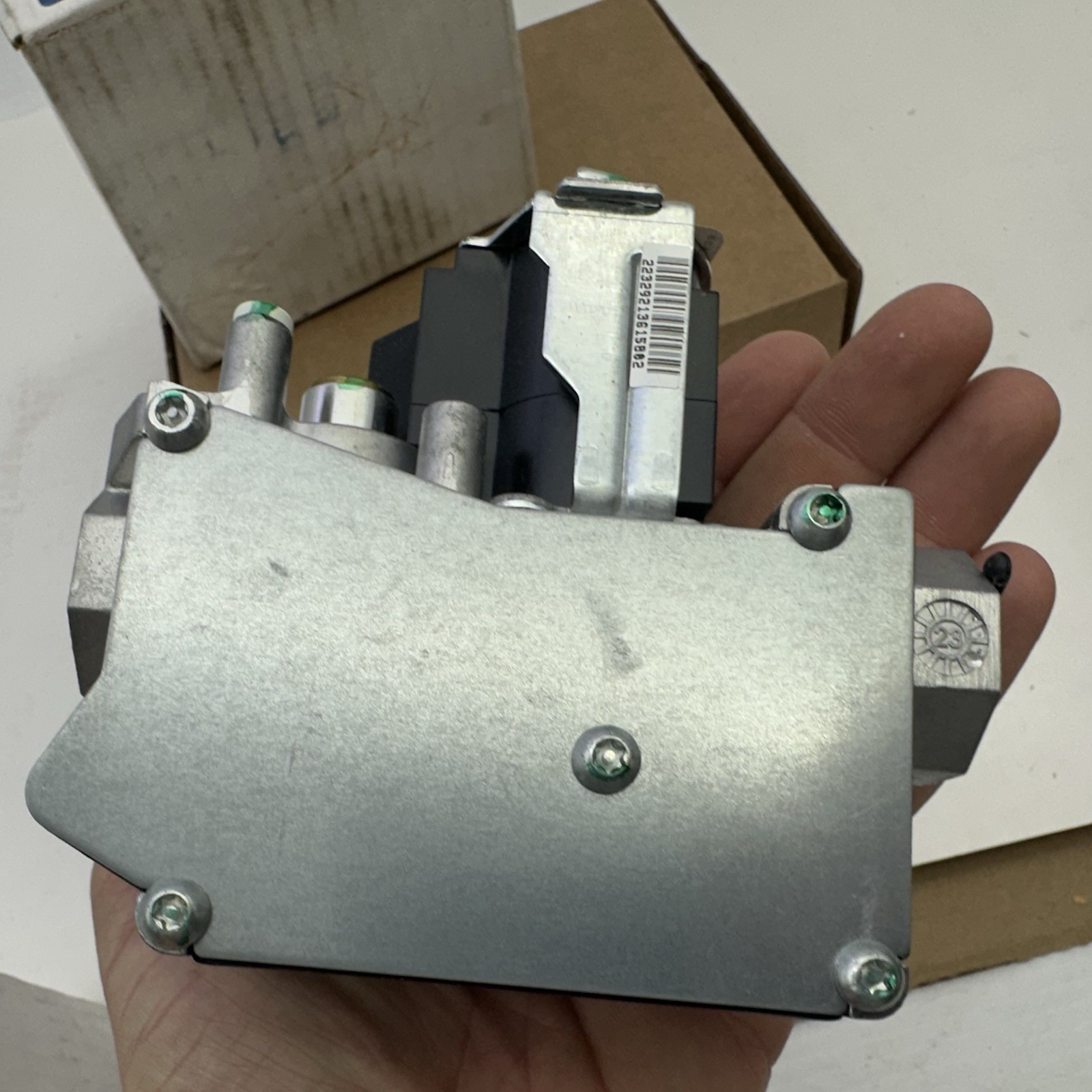 Trane American Standard VAL09029 Gas Valve Slow Opening 1/2-14 NPT 24V J-Type
