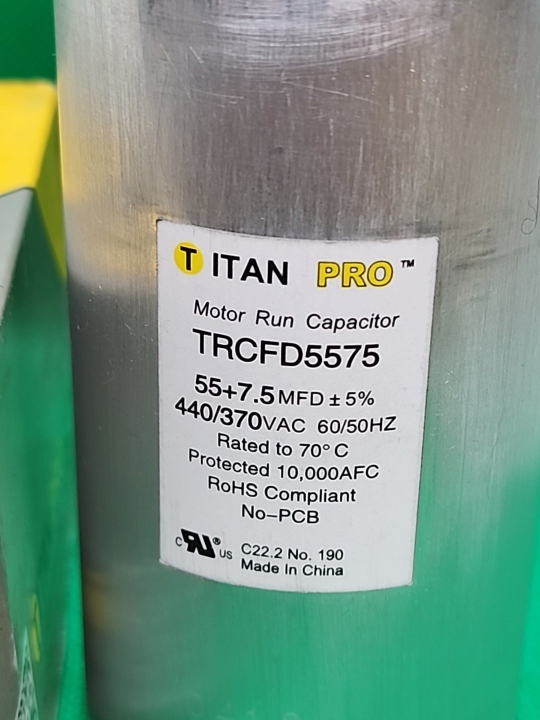 TITAN PRO TRCFD5575 440/370VAC MOTOR RUN CAPACITOR [[2W2-3]