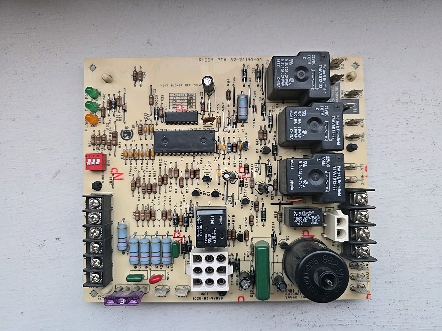 Furnace Control Board 1028-83-9282B, 62-24140-04, 1028-928A Num#493
