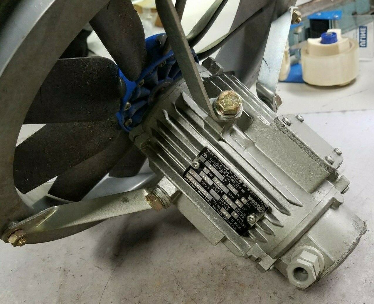 NEW WOODS AC FAN MOTOR 220 VAC 1 PHASE 3300 RPM D71B FRAME 640 WATT 12″ DIA