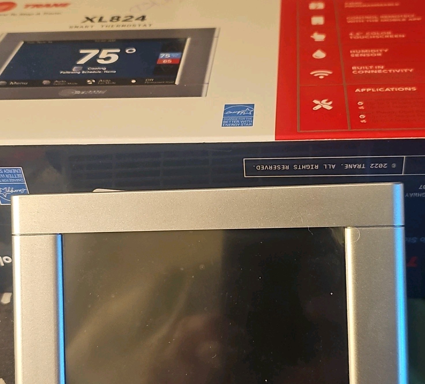 Trane XL824 Smart Thermostat 4.3in Touchscreen Wi-Fi Z-Wave 7-Day Humidity