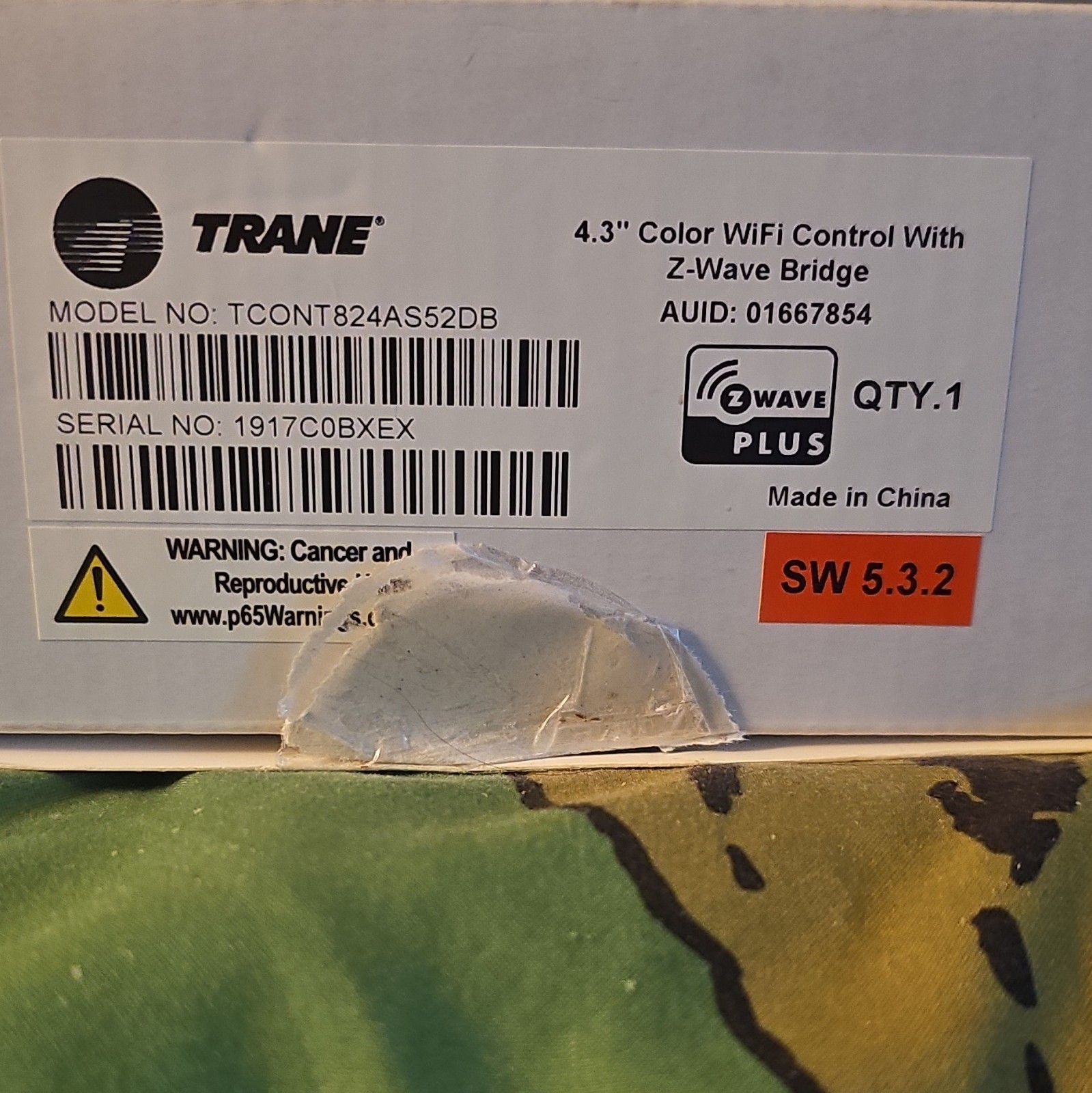 Trane XL824 Smart Thermostat 4.3in Touchscreen Wi-Fi Z-Wave 7-Day Humidity