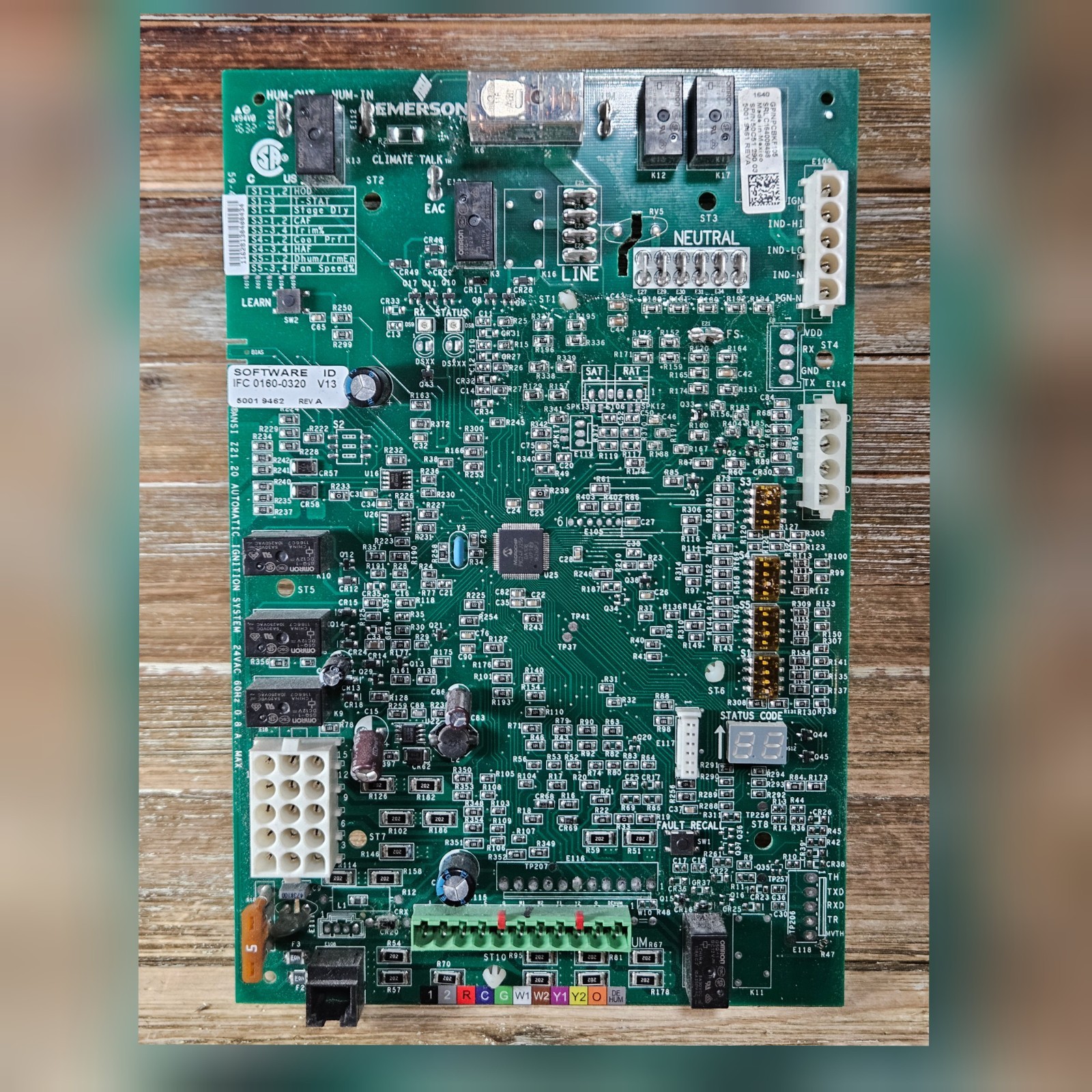 Goodman EMERSON PCBKF105 Furnace Control Circuit Board 50C51-290-03 Free S&H