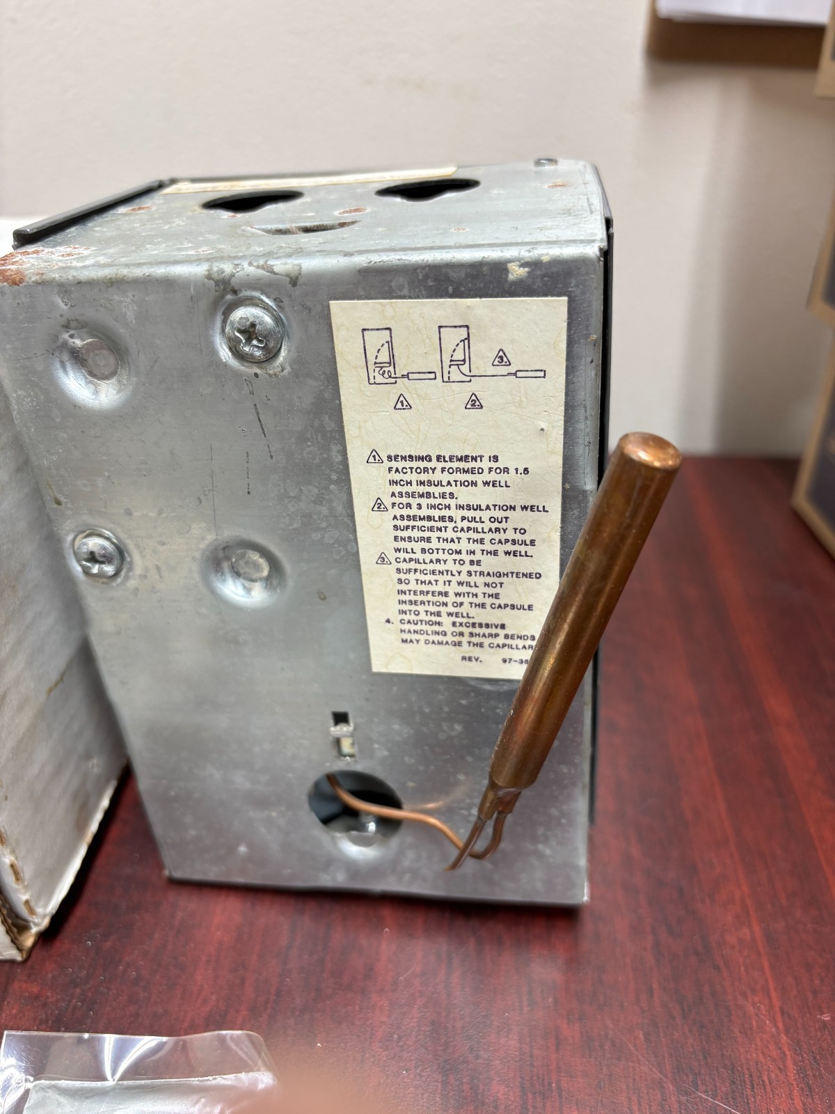 Honeywell Resideo L8148J 1009 Aquastat Relay Hydronic Boiler Burner Control