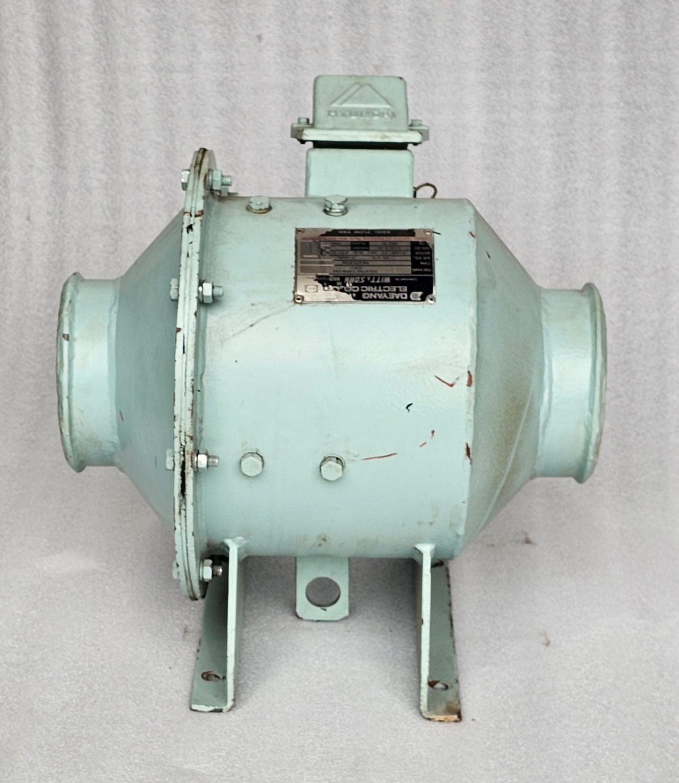 Daeyang Electric Co. X8L5/Z1.0/300 0.2 KW 60 HZ 440V ISOLATING CABIN FAN