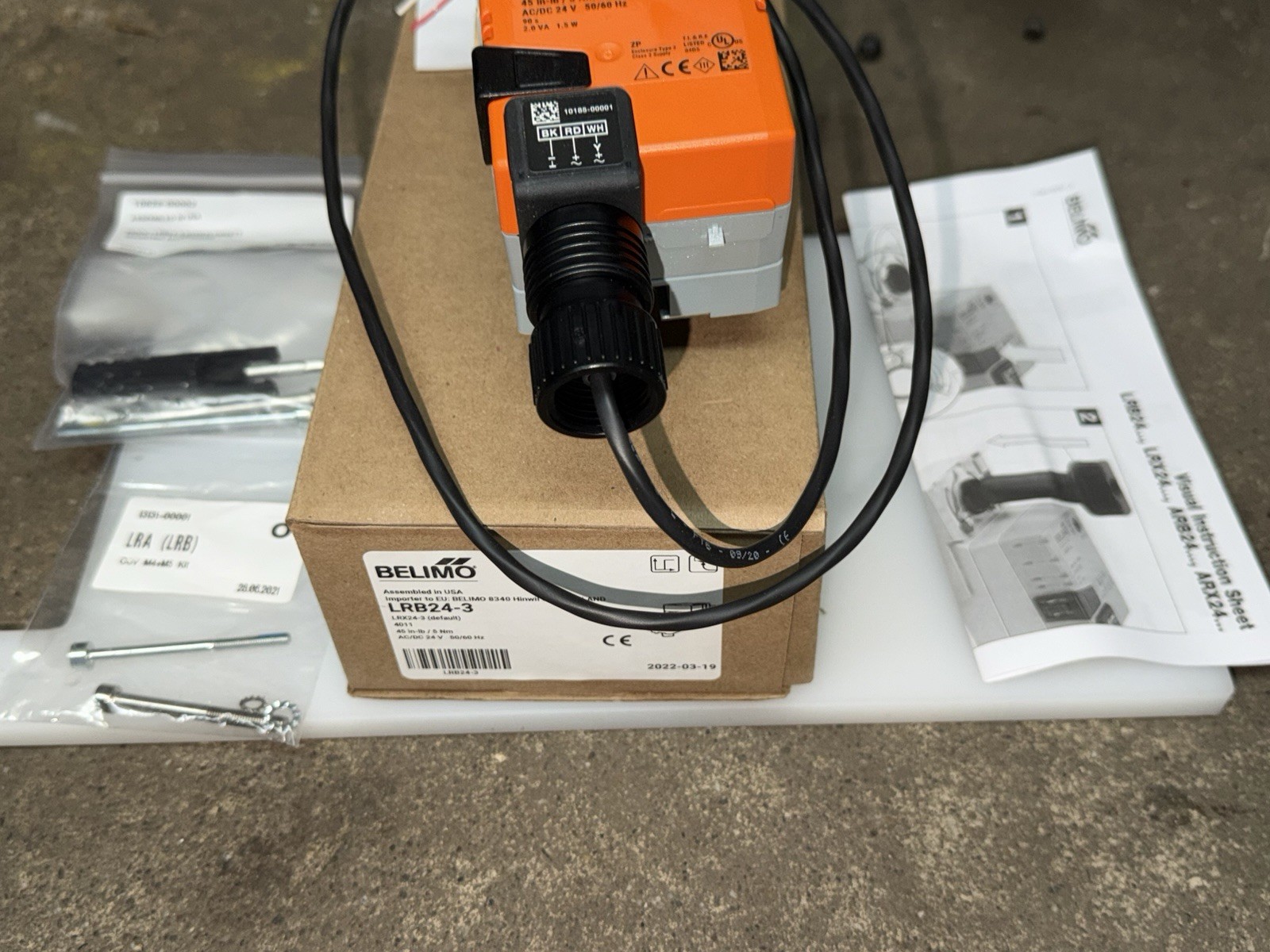 BELIMO LRB24-3 Elect Ball Valve Actuator, 24V AC/DC 40LV92