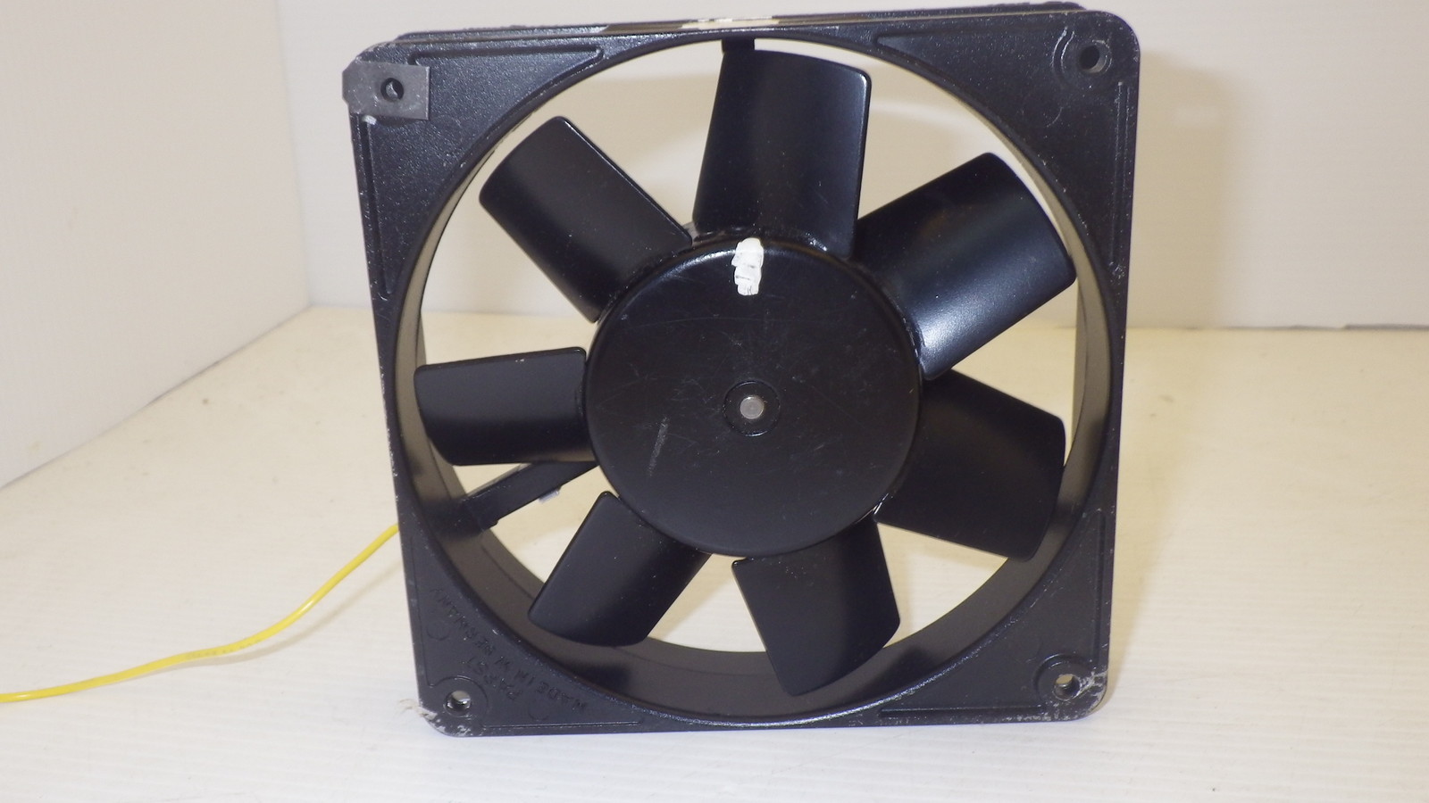 PAPST TYP 4124FS 18-30V 3-10W FAN