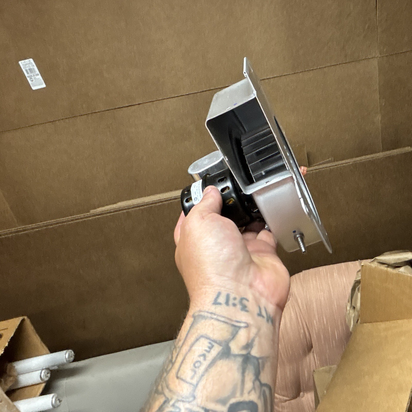 Goodman Inducer Motor Assembly With Capacitor And Fan Blade.
