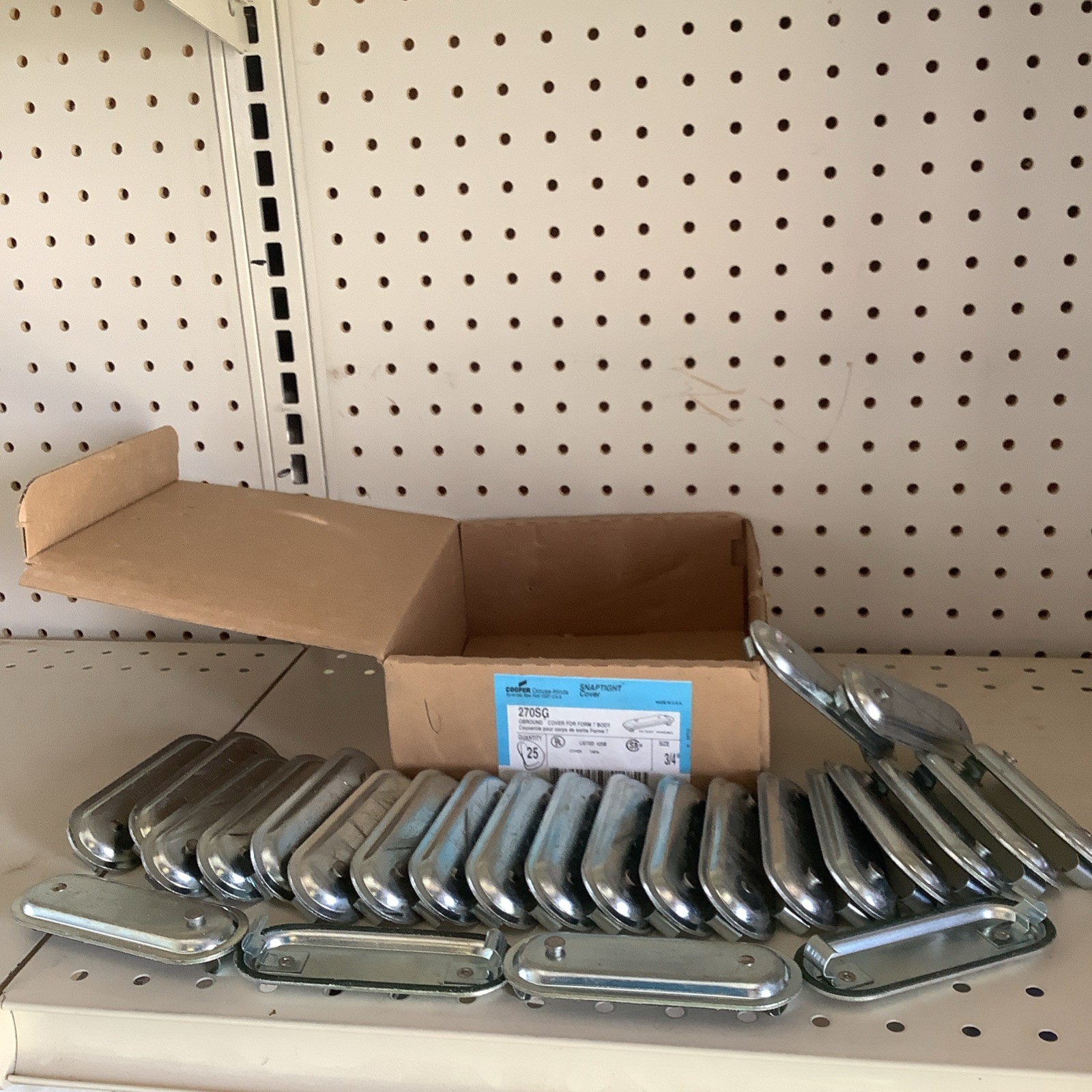 Crouse Hinds 270SG 3/4″ CND Body Cover – Box of 25