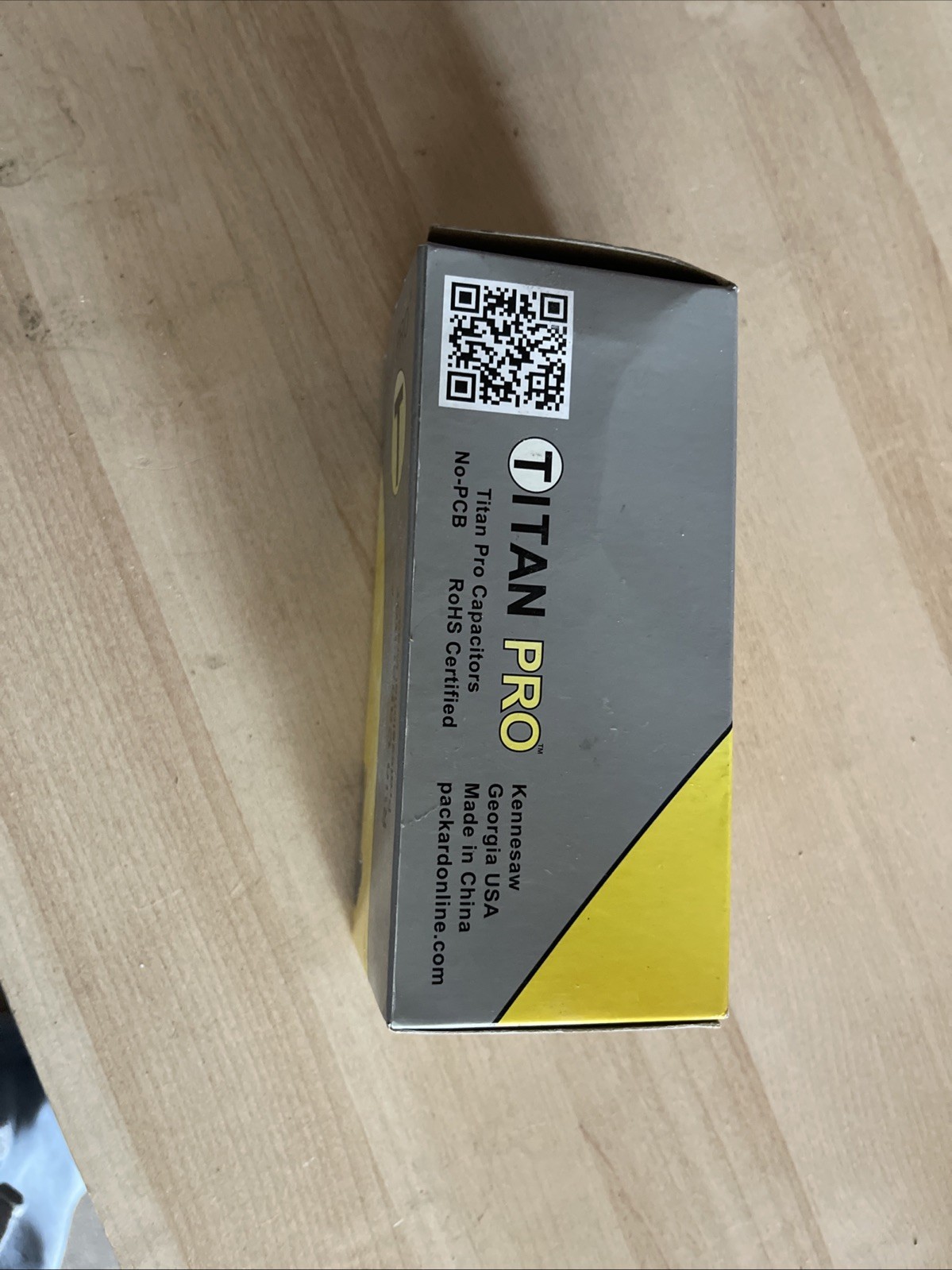 Titan Pro TRCFD805 Motor Run Capacitor 440/370v 60/50 Hz 80+5 MFD