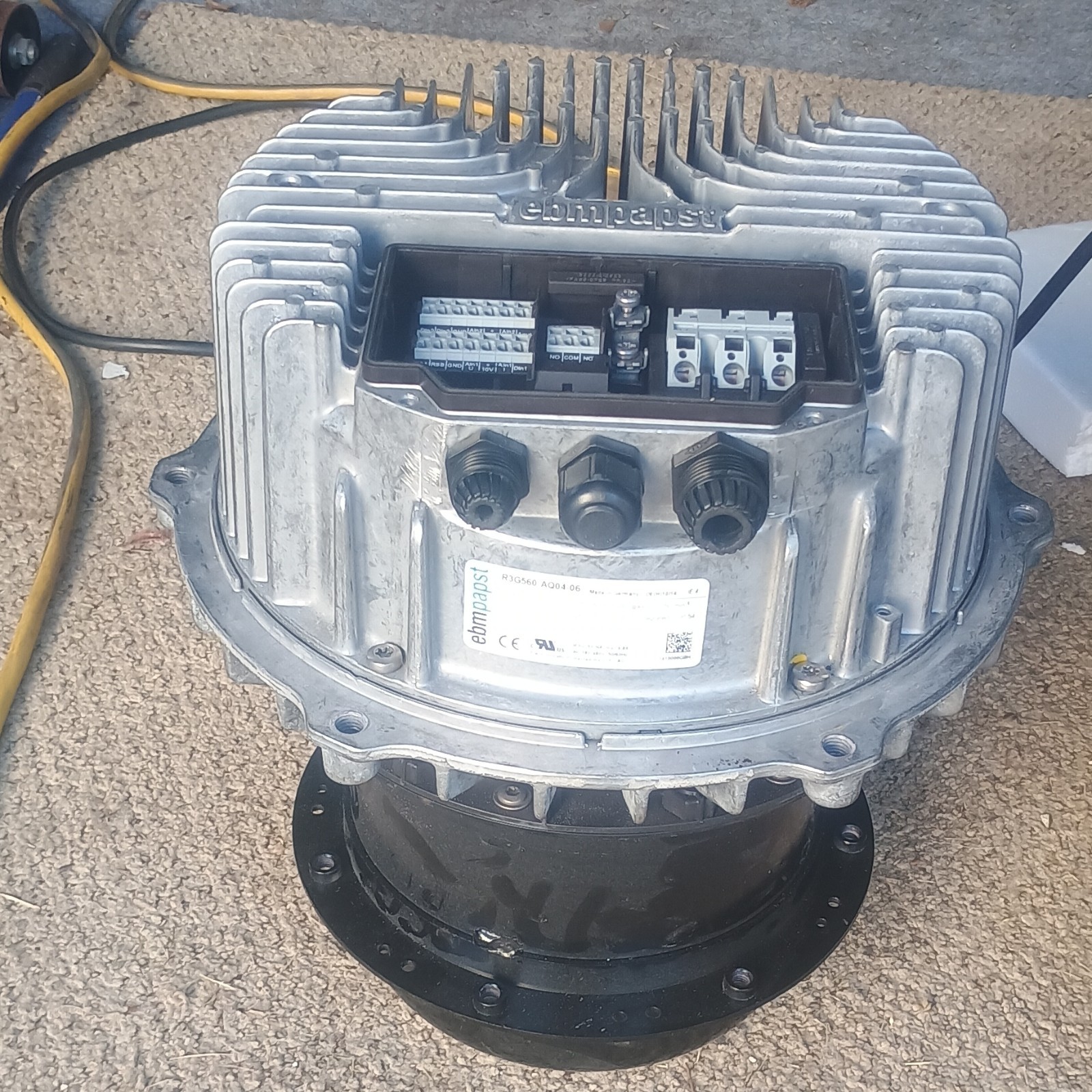 ebm-papst R3G560-AQ04-06 460VAC 3-Phase Fan Blower Motor, 6.1A VSD
