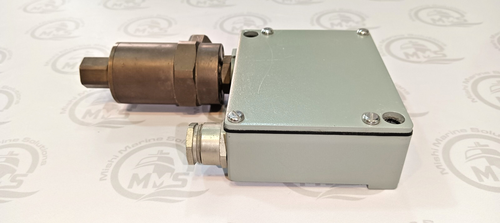 TRAFAG Differential Pressure Switch 0–6 BAR | 924.1177.937 | IP65 | G1/4″ | NEW