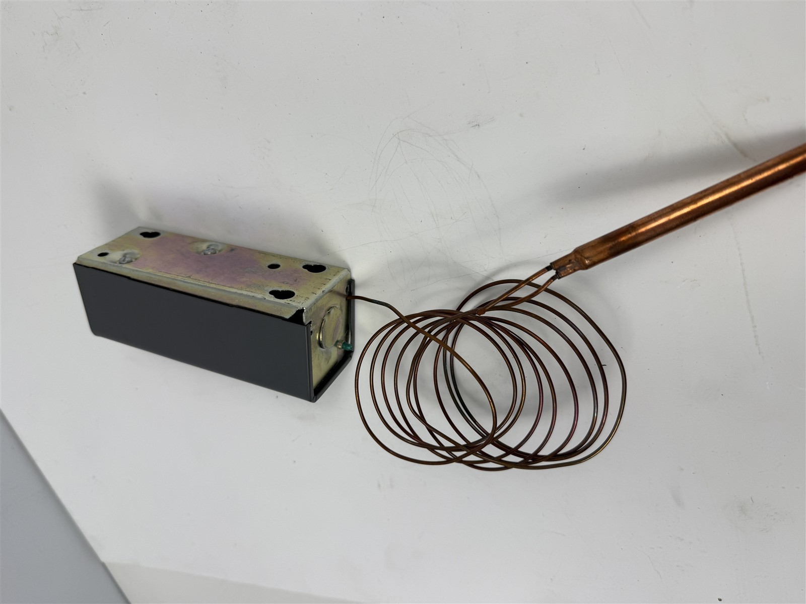 Honeywell T6031A1029 Remote Bulb Thermostat Duct Temp Control HVAC