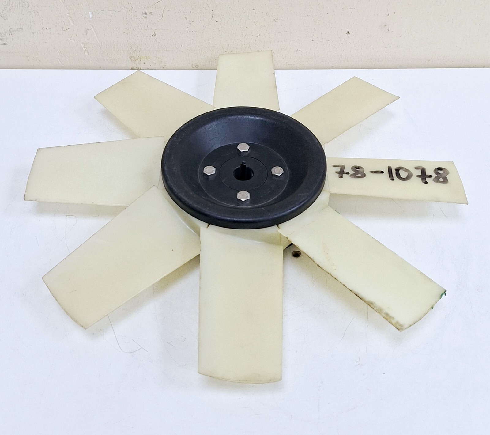 Multi-Wing 100100 / 78-1078 Axial Propeller