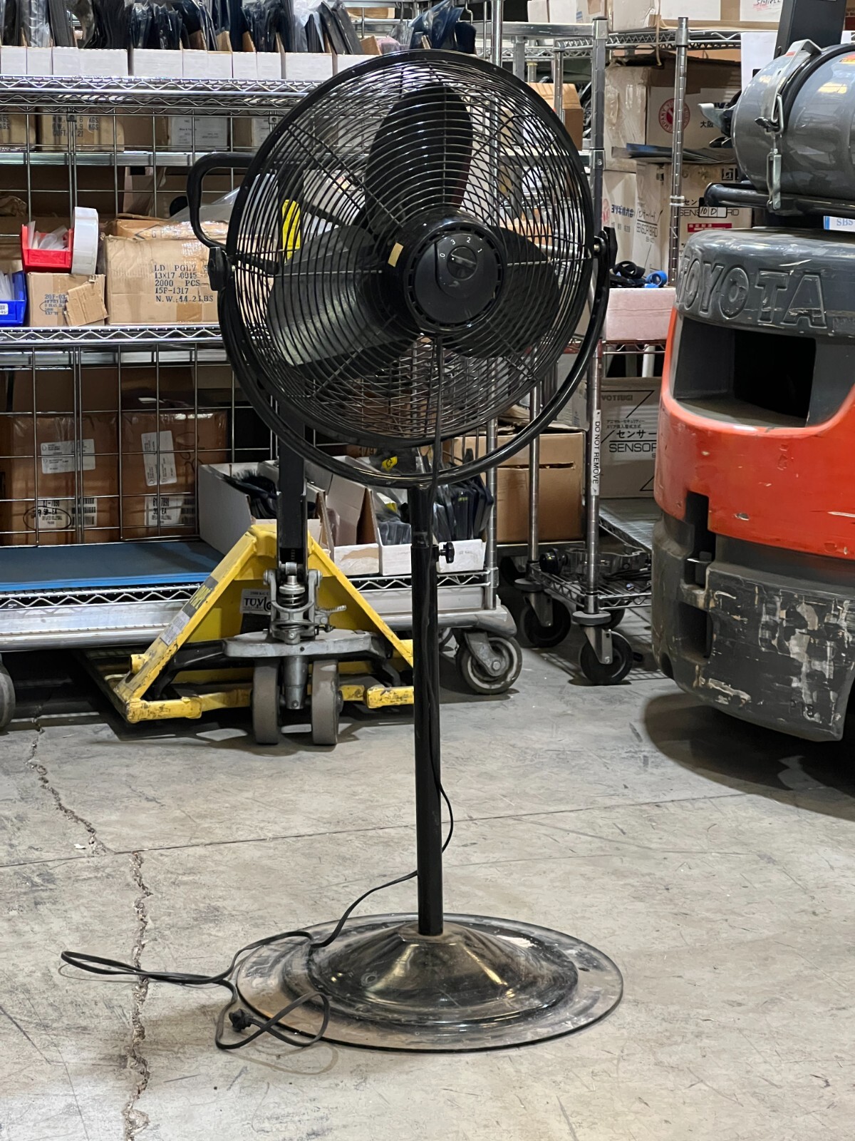 Lot of 2 Lasko Model 2420 Fans 24″ Commercial Grade Pedestal Utility Fan