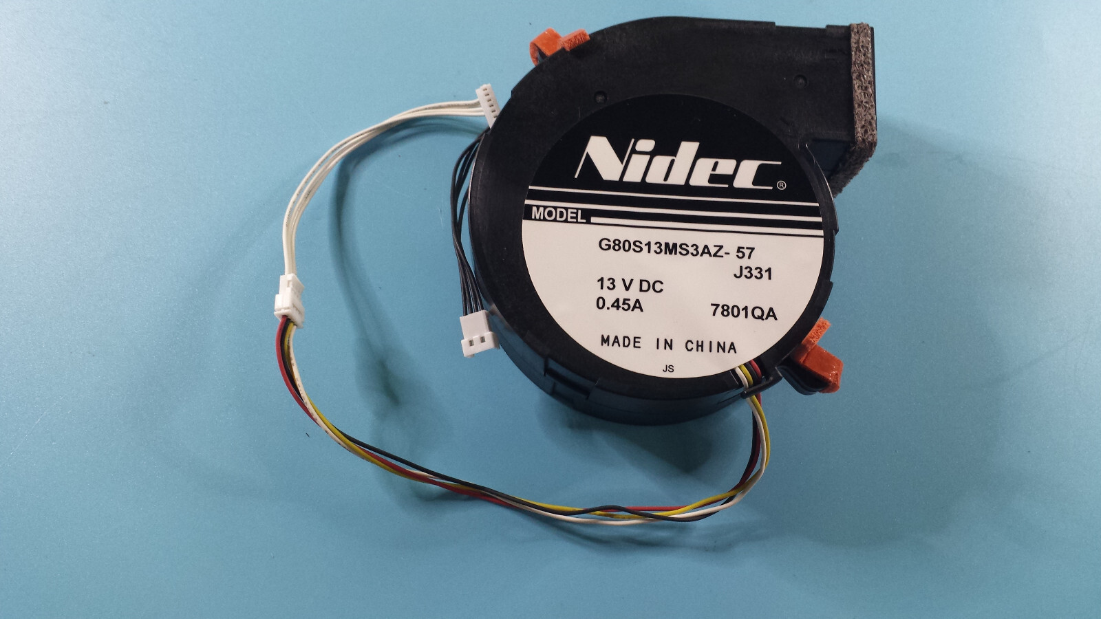 G80S13MS3AZ-57 (13 V DC 0.45A) Fan