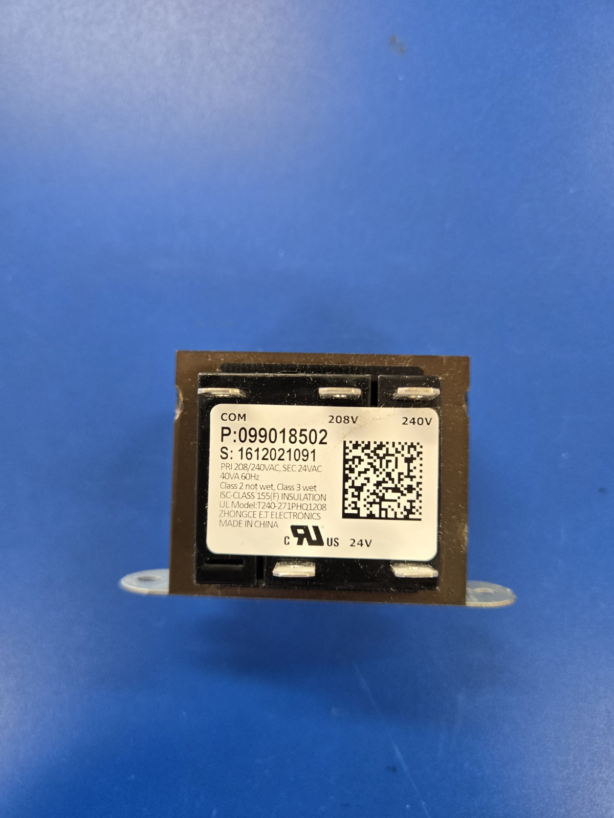 LENNOX/DUCANE/ARMSTRONG TRANSFORMER R76734700 -P/N-099018502 40VA -208/230V-24V