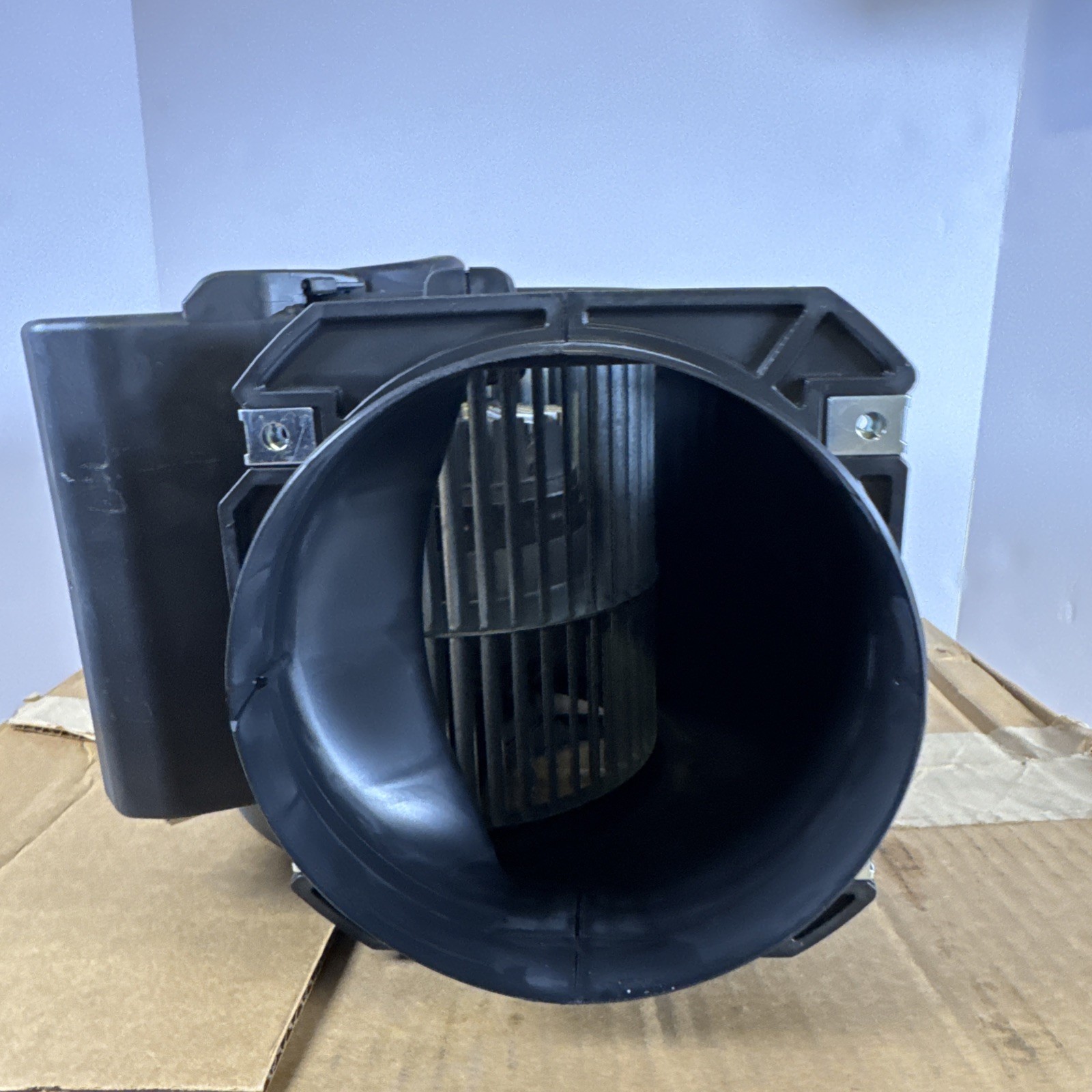 EBMPAPST D2E146-HT65-94 / LAARS R2060900Centrifugal Fan Blower