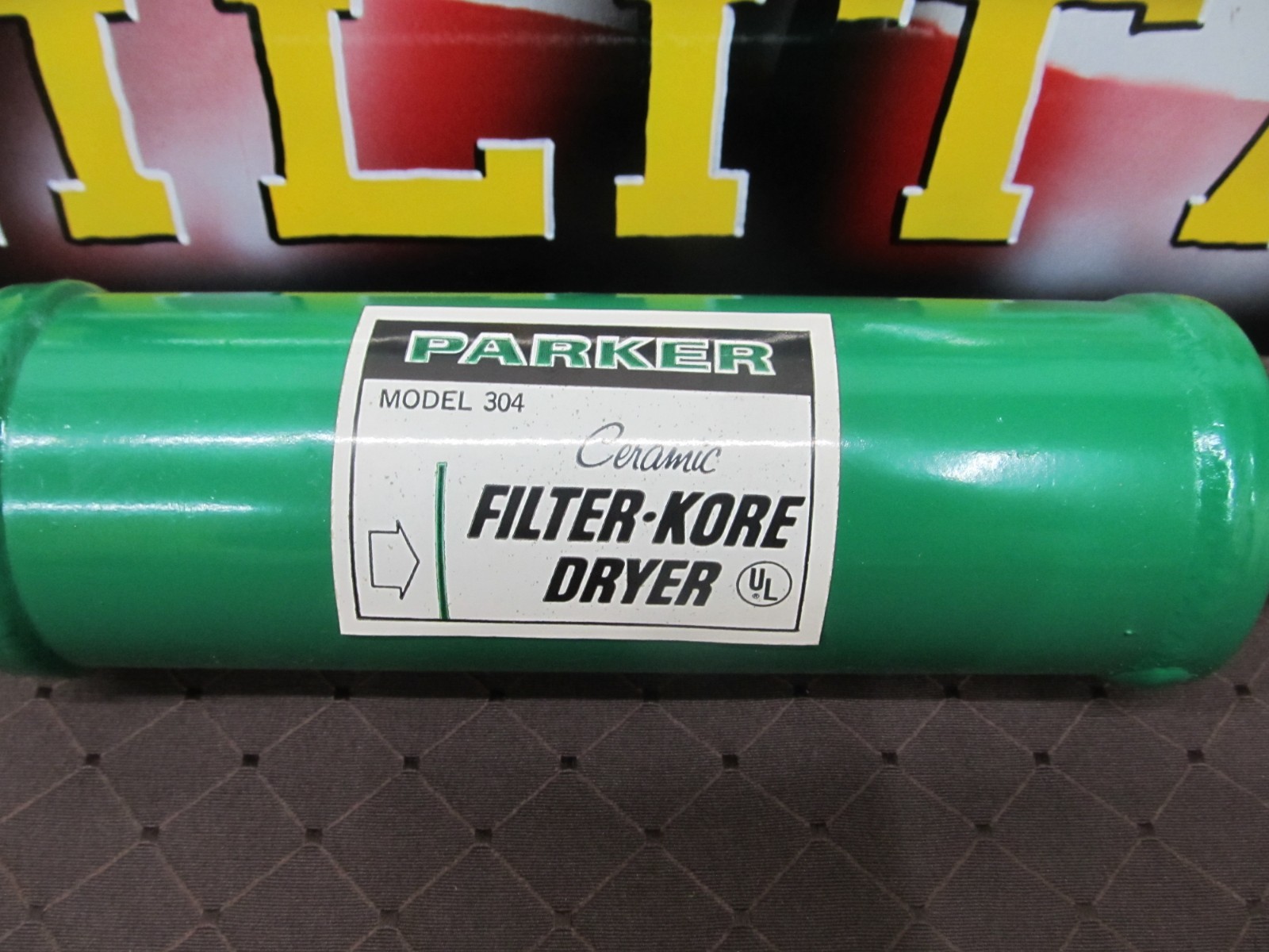 Parker 304 Filter/Dryer, 1/2 In Flare R-12 / 5 TONS R-22 7 ½ TONS