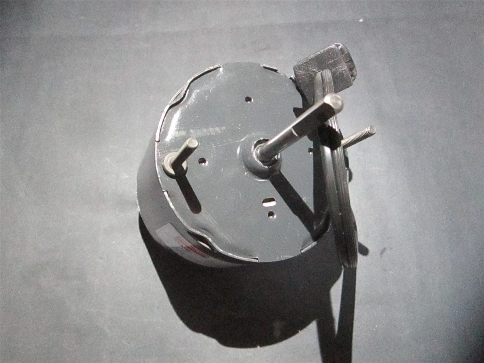 (71217022M) 155V 60Hz 1/100hp Sleeve Bearing Shaded Pole Continuous HVAC Motor
