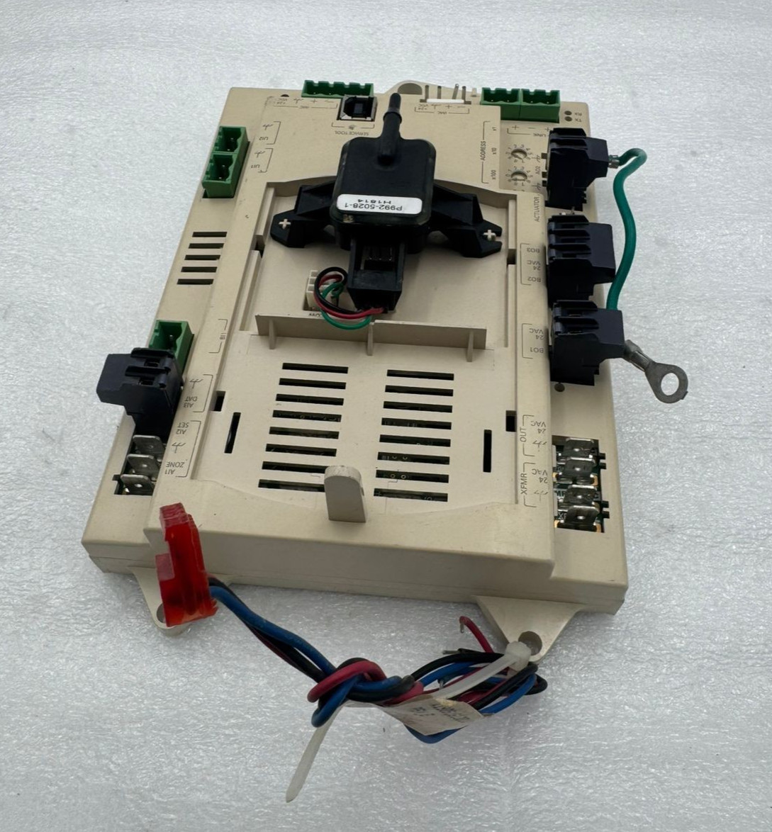 TRANE UC210 BMUC210AAA0100011 CONTROLLER