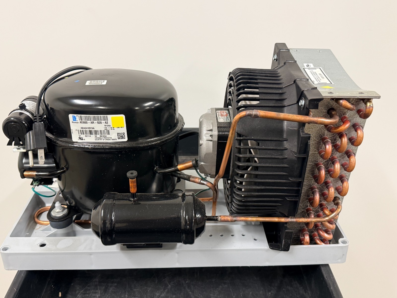 OMNITEAM TECUMSEH COND UNIT AEA 2410 YXAGB 115.V-R134a 1/3HP 60HZ 1PH LOW TEMP