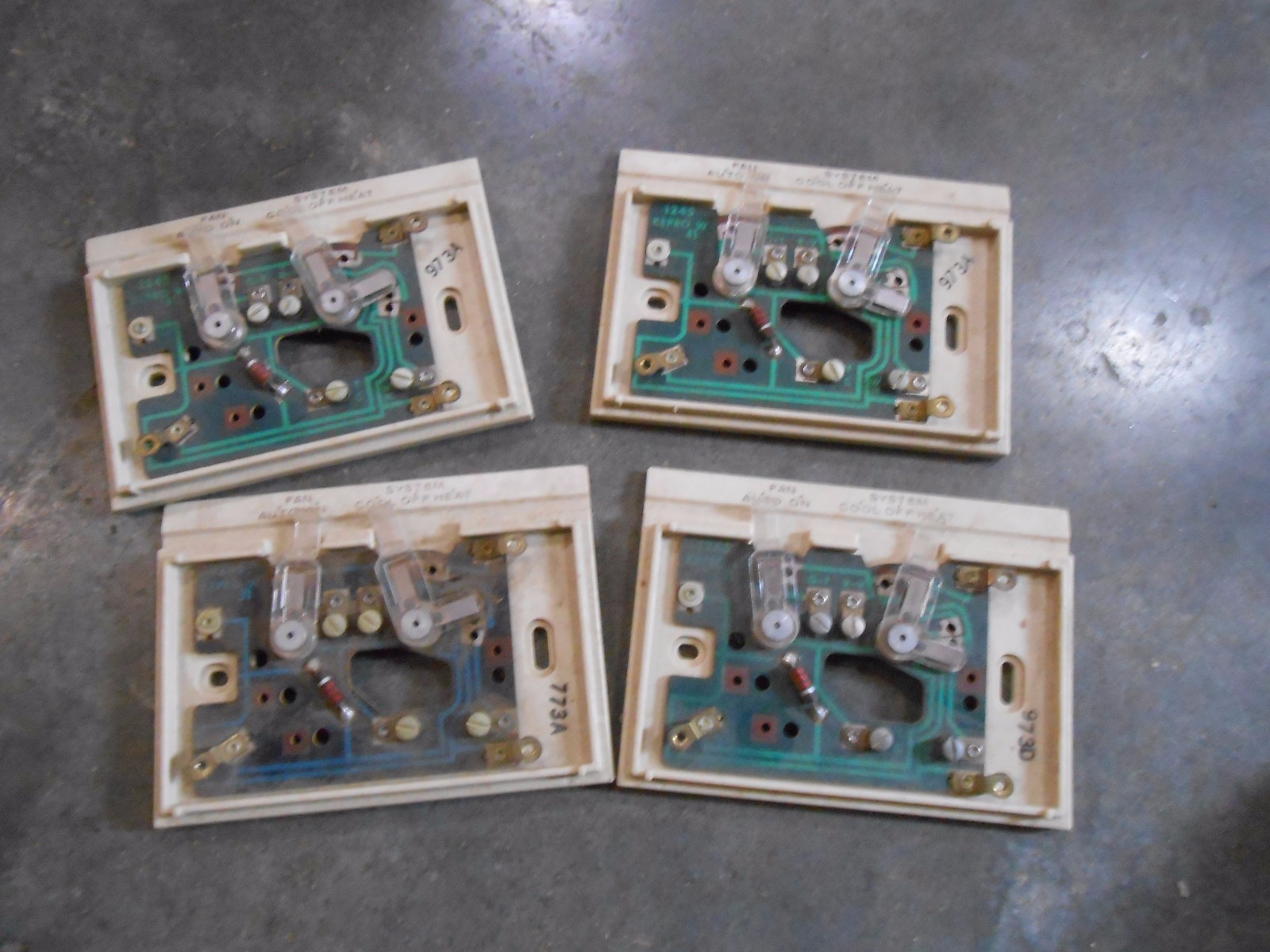 NOS White-Rodgers S21-4 Heat & Cool Sub-Base 24V (Qty-6) (K-3)
