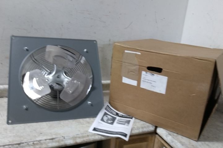 Canarm P16-3 16 In Blade Diameter 115VAC Panel Fan