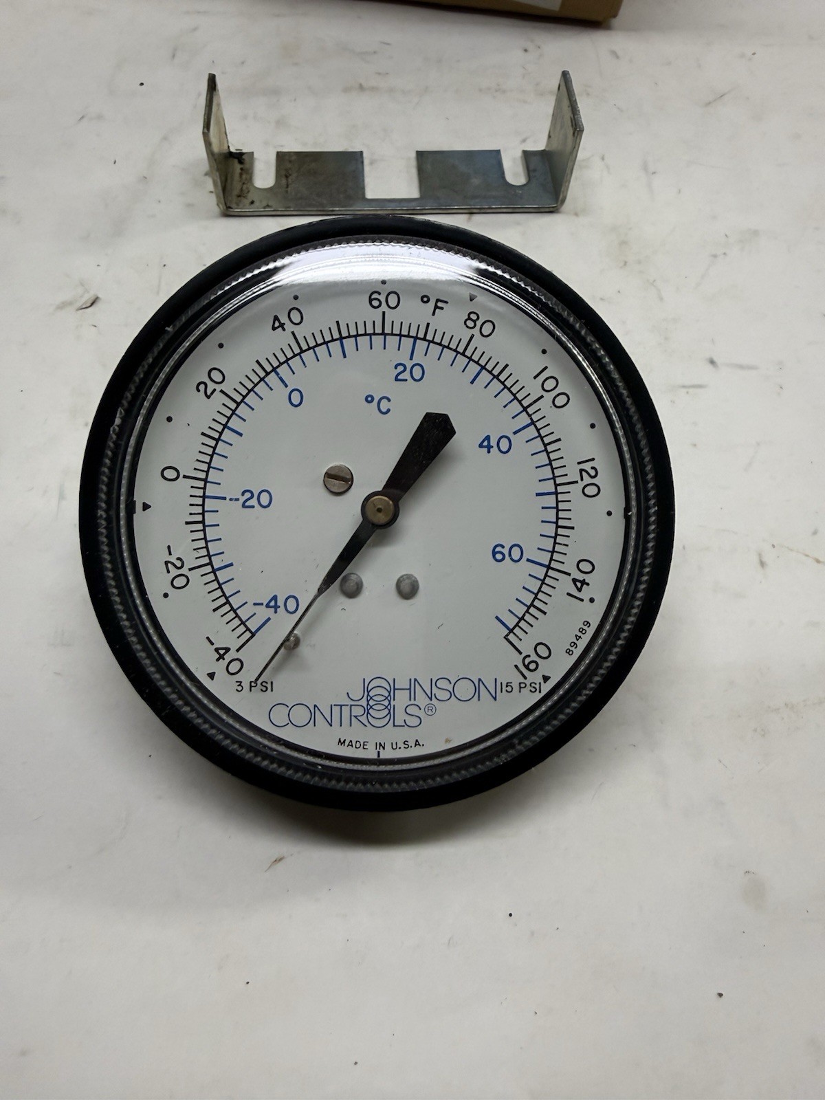 T-5500-1054 JOHNSON CONTROLS 3 1/2″ TEMPERATURE INDICATOR