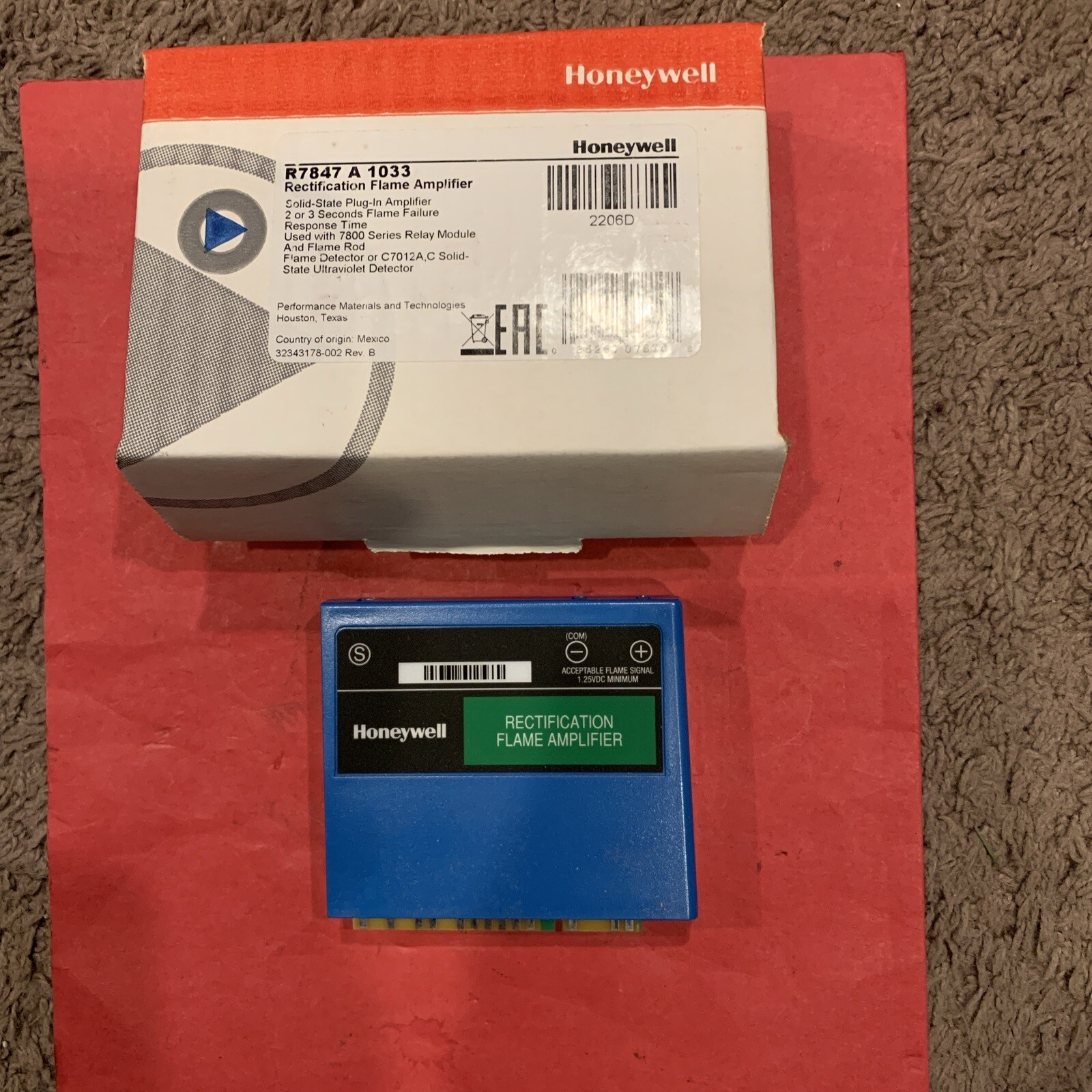 HONEYWELL 7800 SERIES- R7847-A-1033 – RECTIFICATION FLAME AMPLIFIER NOS NIB