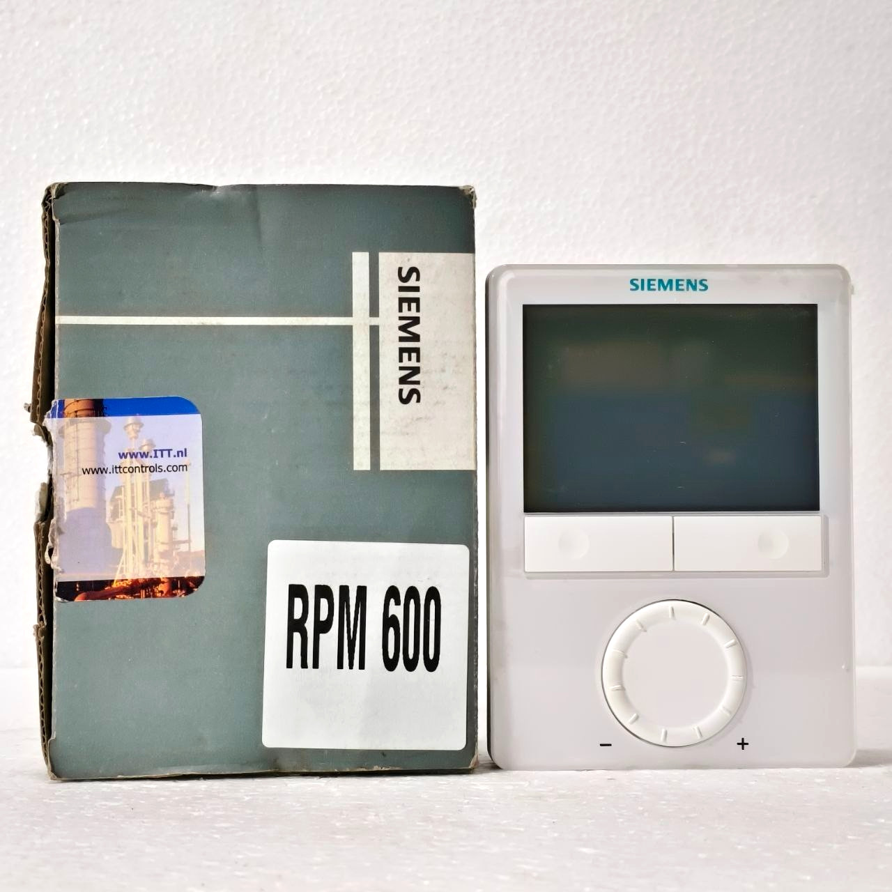 SIEMENS RDG400 ROOM THERMOSTAT AC 24V VAV HEATING & COOLING SYSTEM LCD