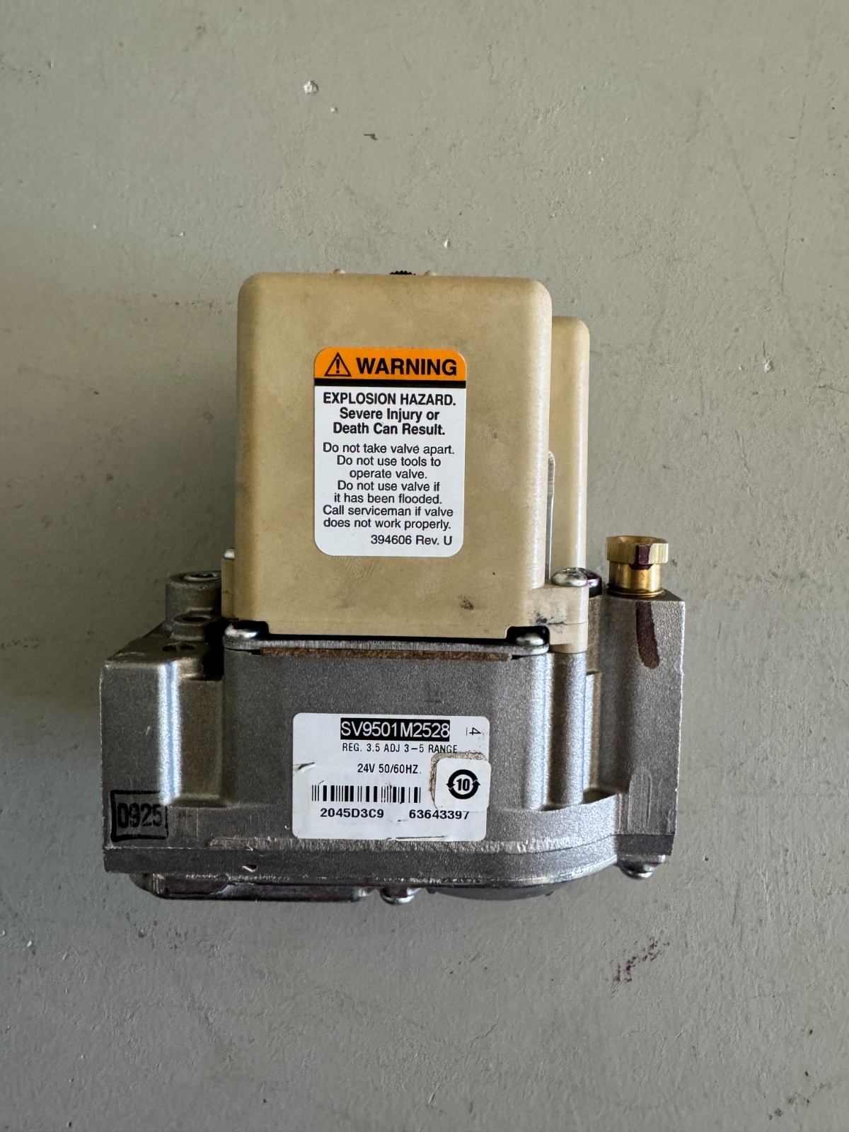 Resideo SV9501M 2528 Smart Valve System Control – Furnace Gas Valve