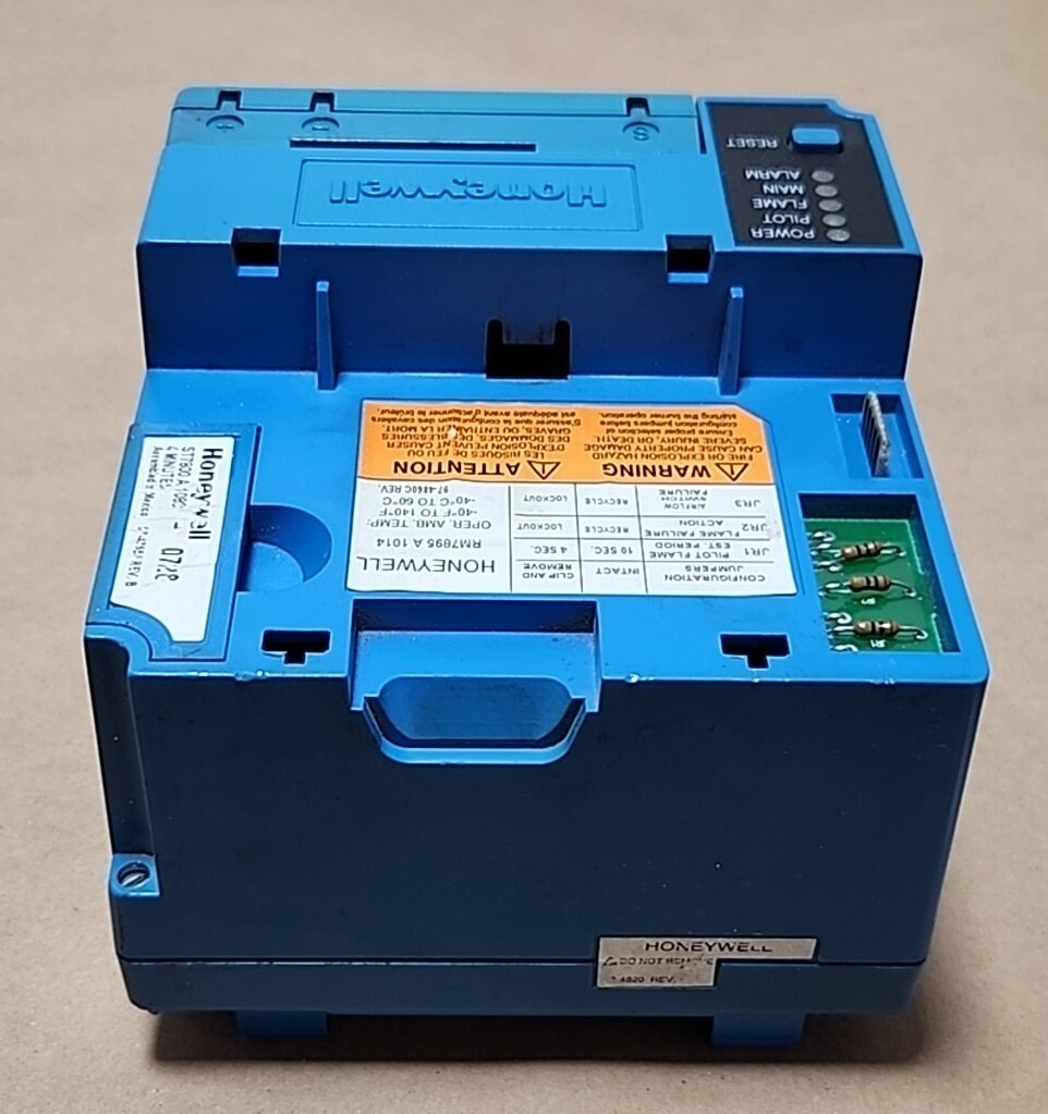 *PARTS/REPAIR* Honeywell RM7895A1014 Burner Control Auto Program Control Rev D