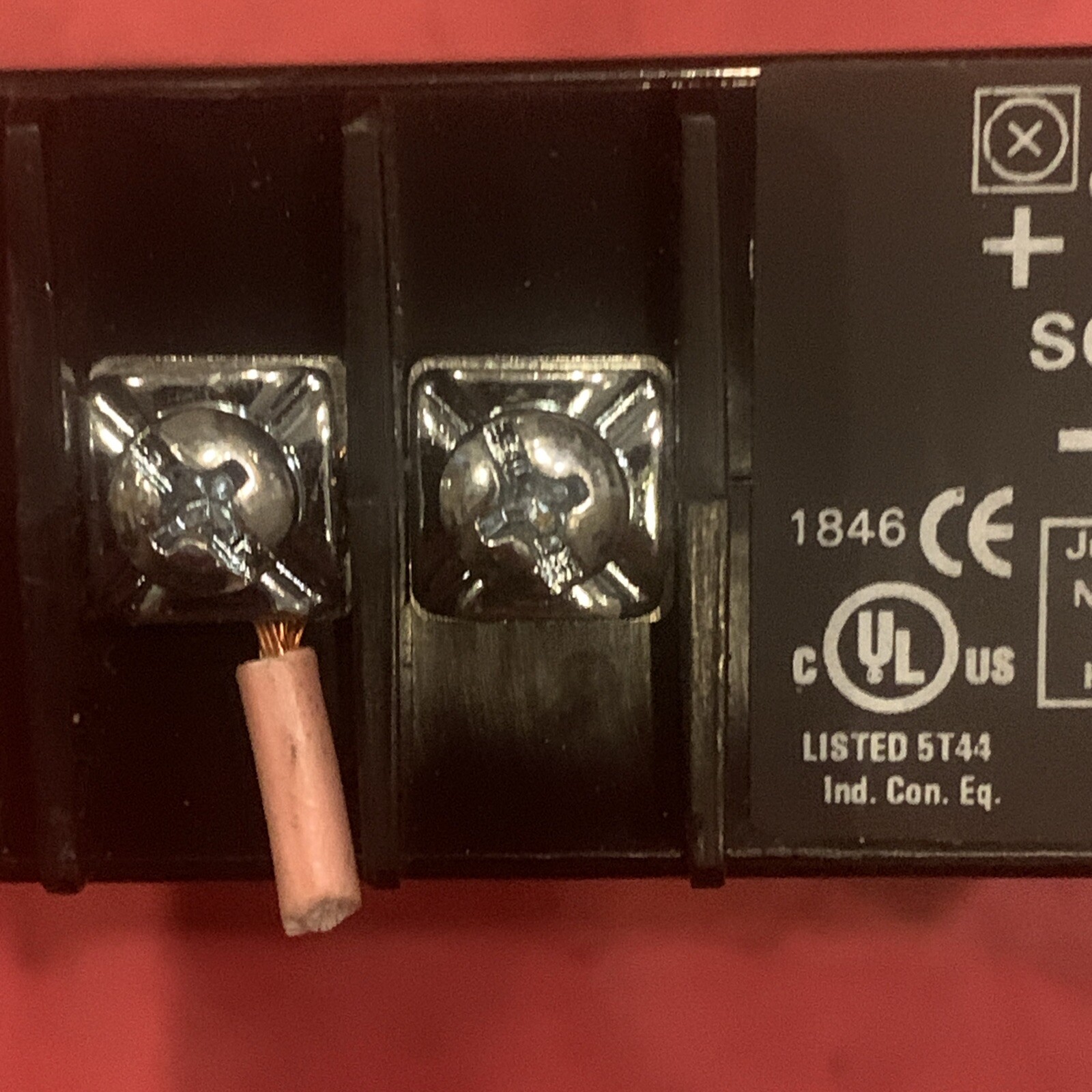 York 025-45941-000 Sensor Split Core Current 100/150/200 Amp 0-5VDC out USED