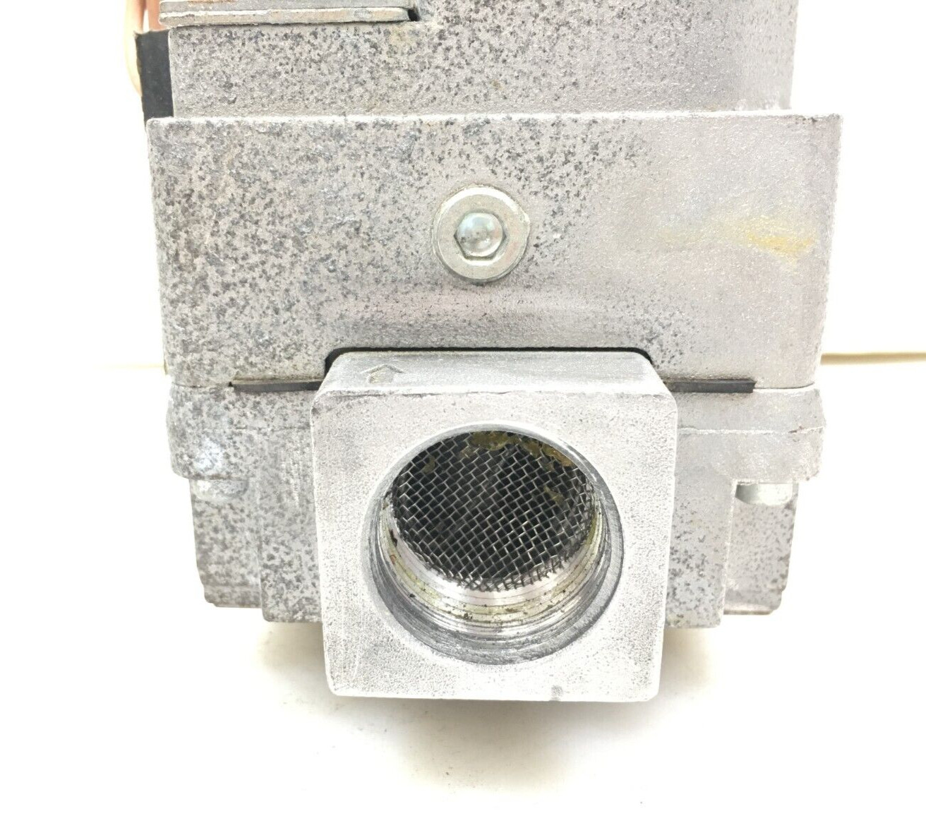 Pentair White Rodgers 36D27-902 Gas Valve 42001-0051 in and out 3/4″ used #G489A