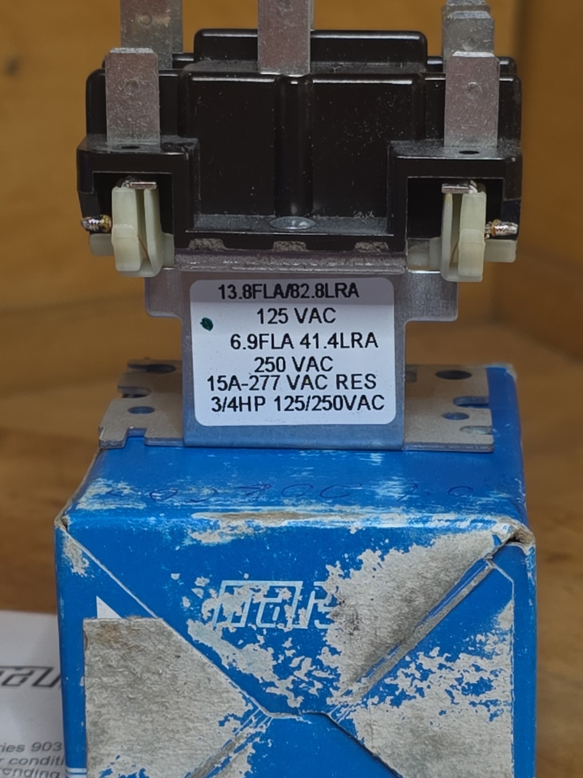 MARS 90340 Switching Relay Contacts Power coil 24 vac R4222D1014