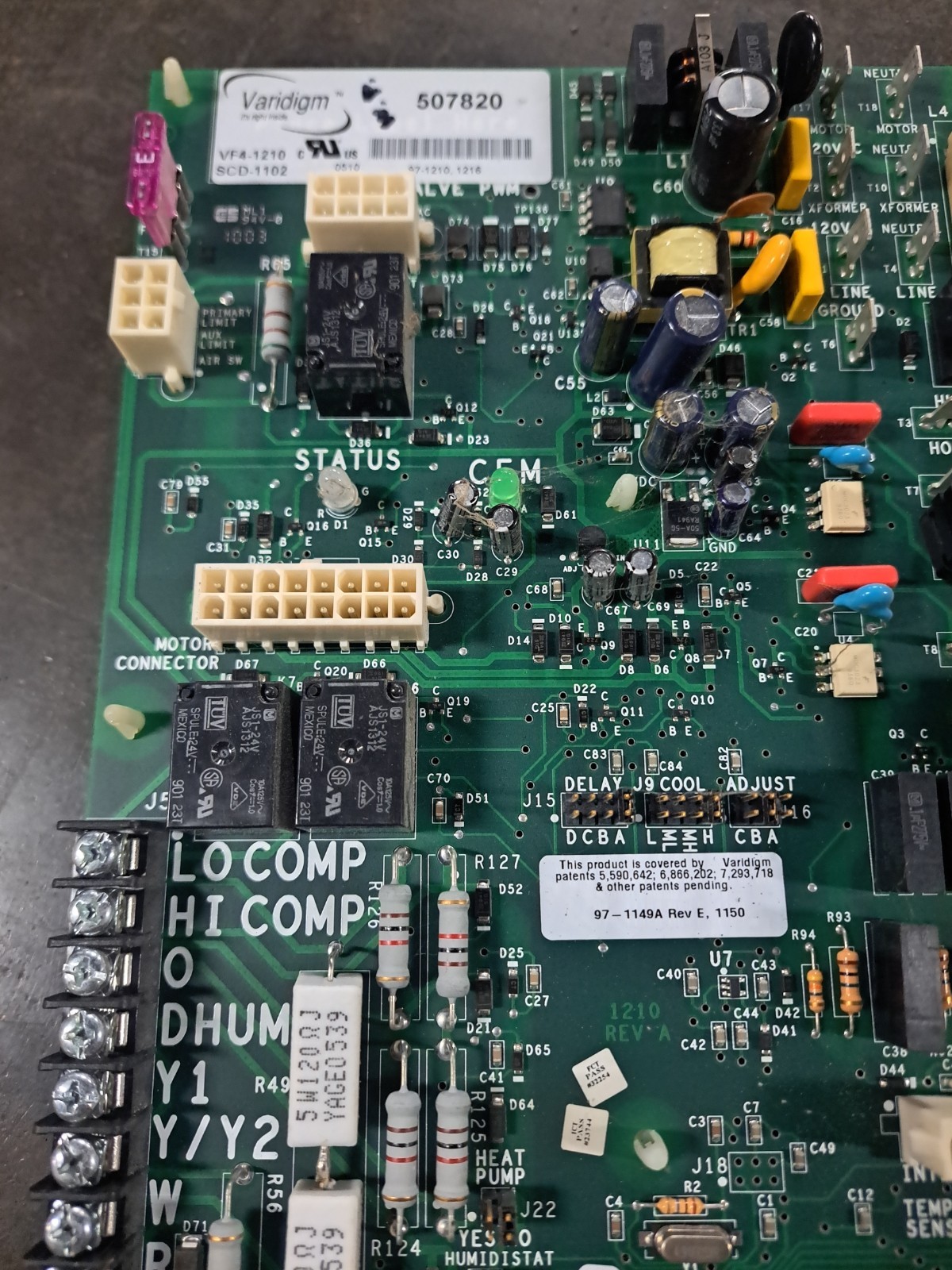 York Luxaire VARIDIGM 507820 Control Circuit Board SCD-1099 VF4-1210
