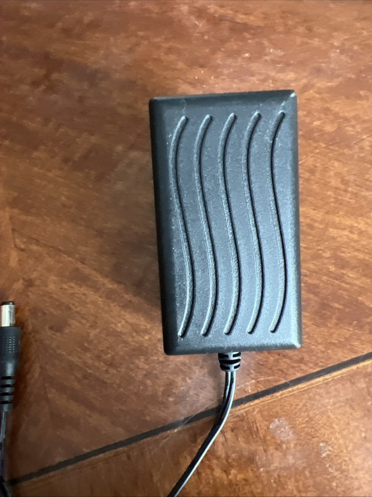 Innov IVP2400-0500W power supply is a 24V Class 2 adapter