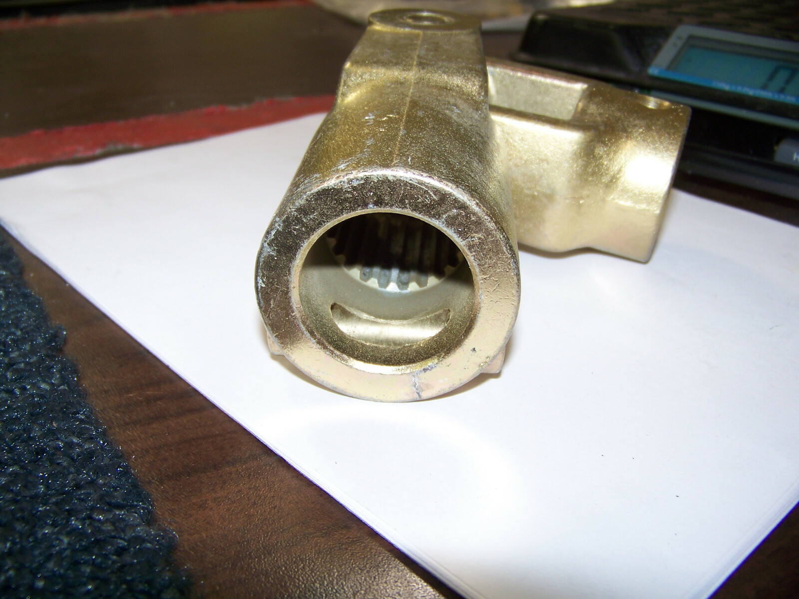 Shur-Co 1 1/2″ Spline Bore X 1 1/4″ Female Knuckle New