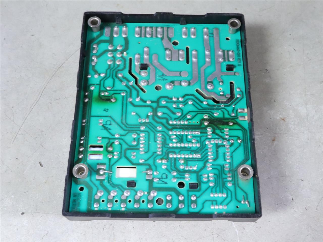 Honeywell ST9120C2002 Furnace Control Circuit Board 031-01237-000
