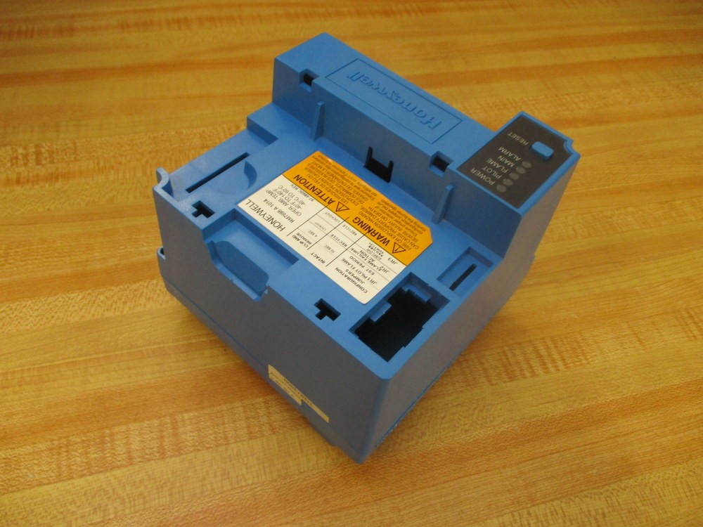 Honeywell RM7895A-1014 Burner Controller RM7895A1014 ENCLOSURE ONLY